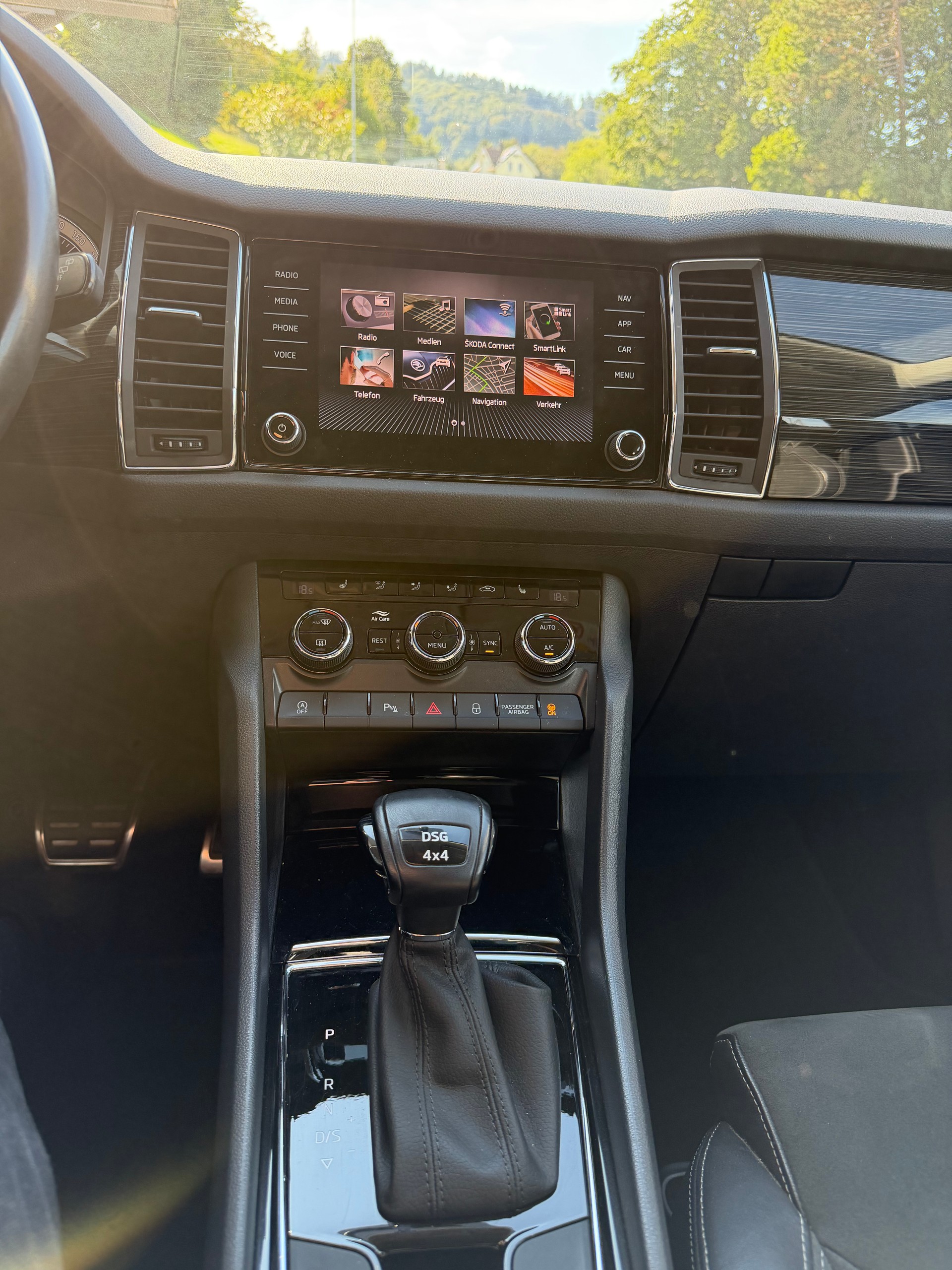 SKODA Kodiaq 2.0 TDI CR Style 4x4 DSG-image-17