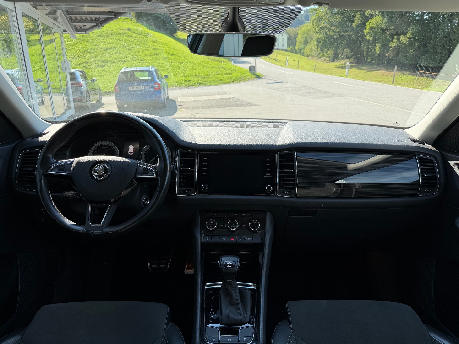 SKODA Kodiaq 2.0 TDI CR Style 4x4 DSG-image-13