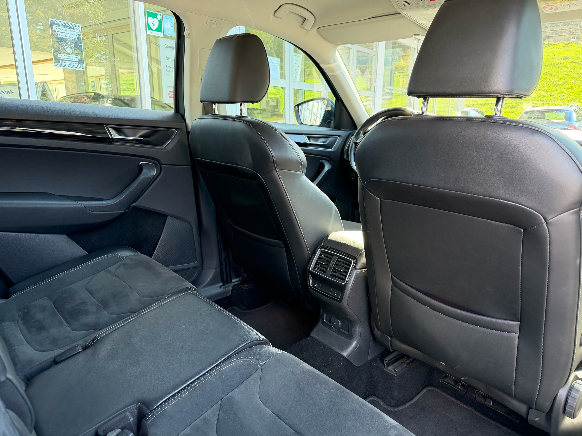 SKODA Kodiaq 2.0 TDI CR Style 4x4 DSG-image-12