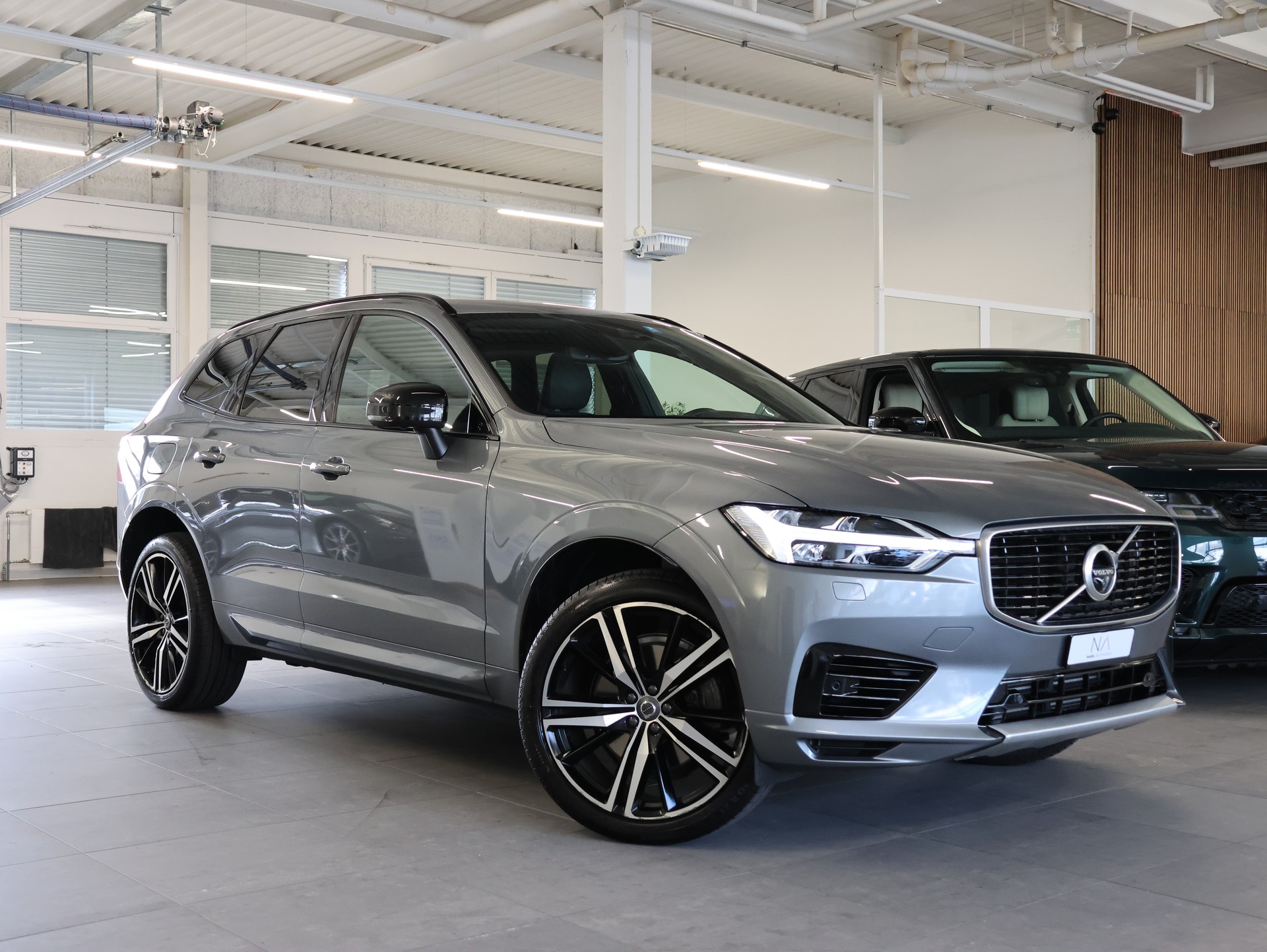 VOLVO XC60 T8 eAWD R-Design Geartronic *WERKSGARANTIE*-image-0