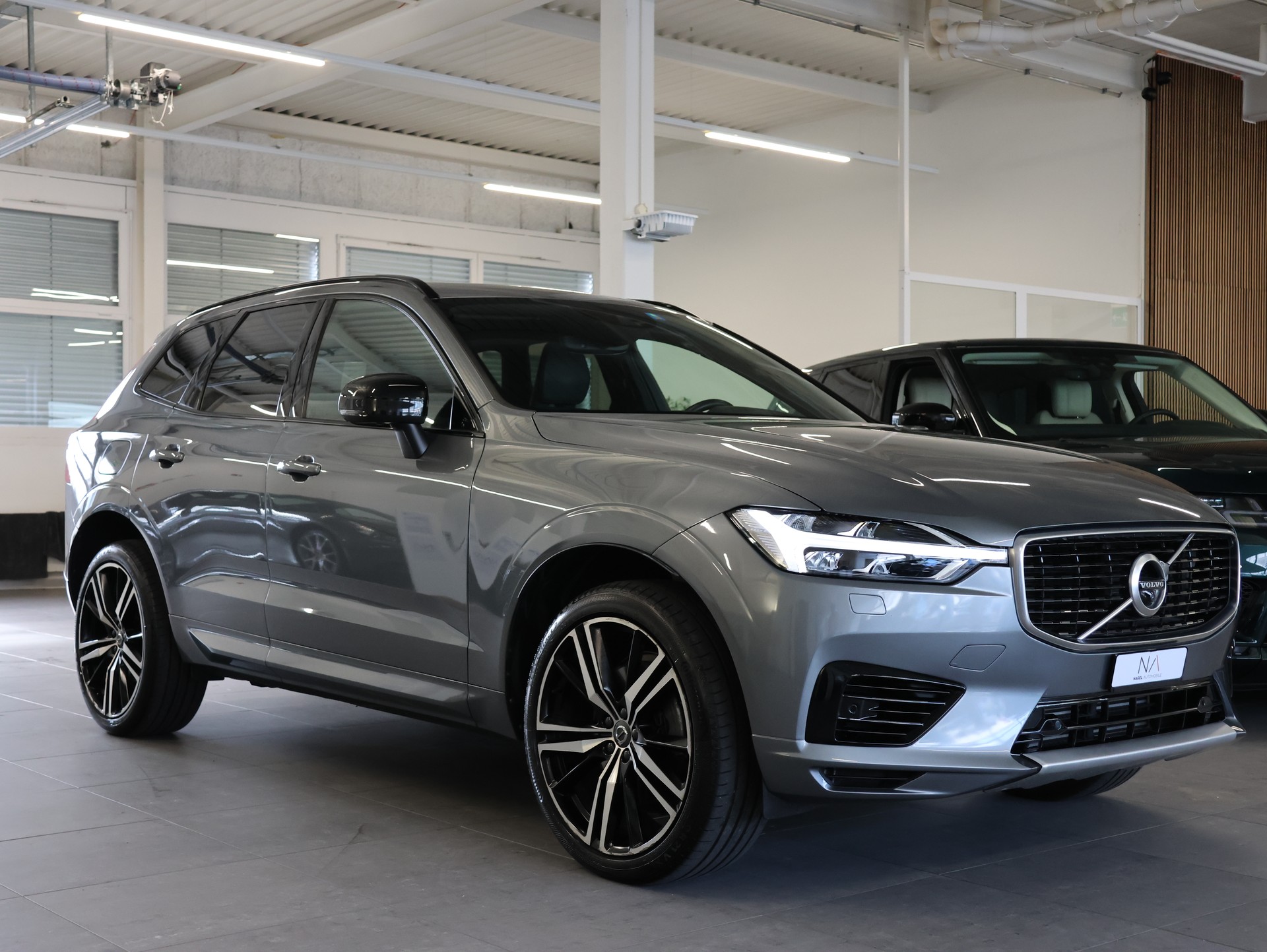 VOLVO XC60 T8 eAWD R-Design Geartronic *WERKSGARANTIE*-image-1