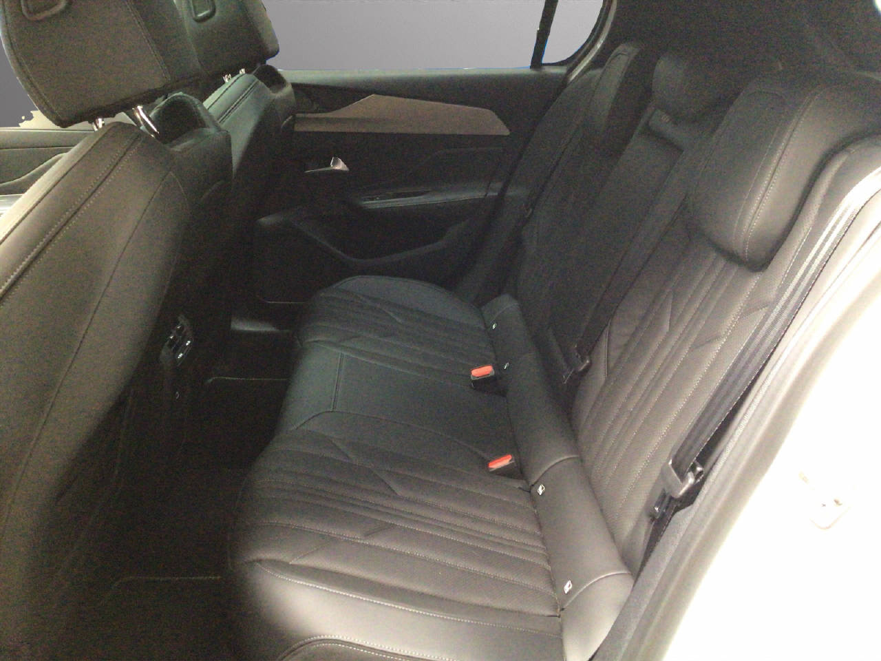 PEUGEOT 308 1.6 PHEV 225 PS GT Pack-image-5