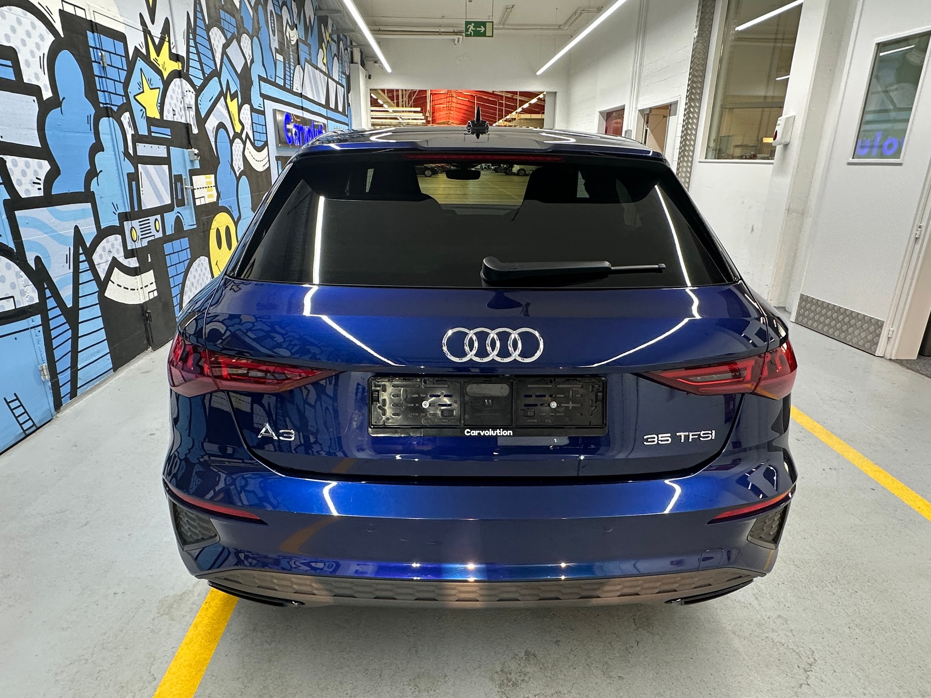 AUDI A3 Sportback 35 TFSI S line S-tronic-image-4