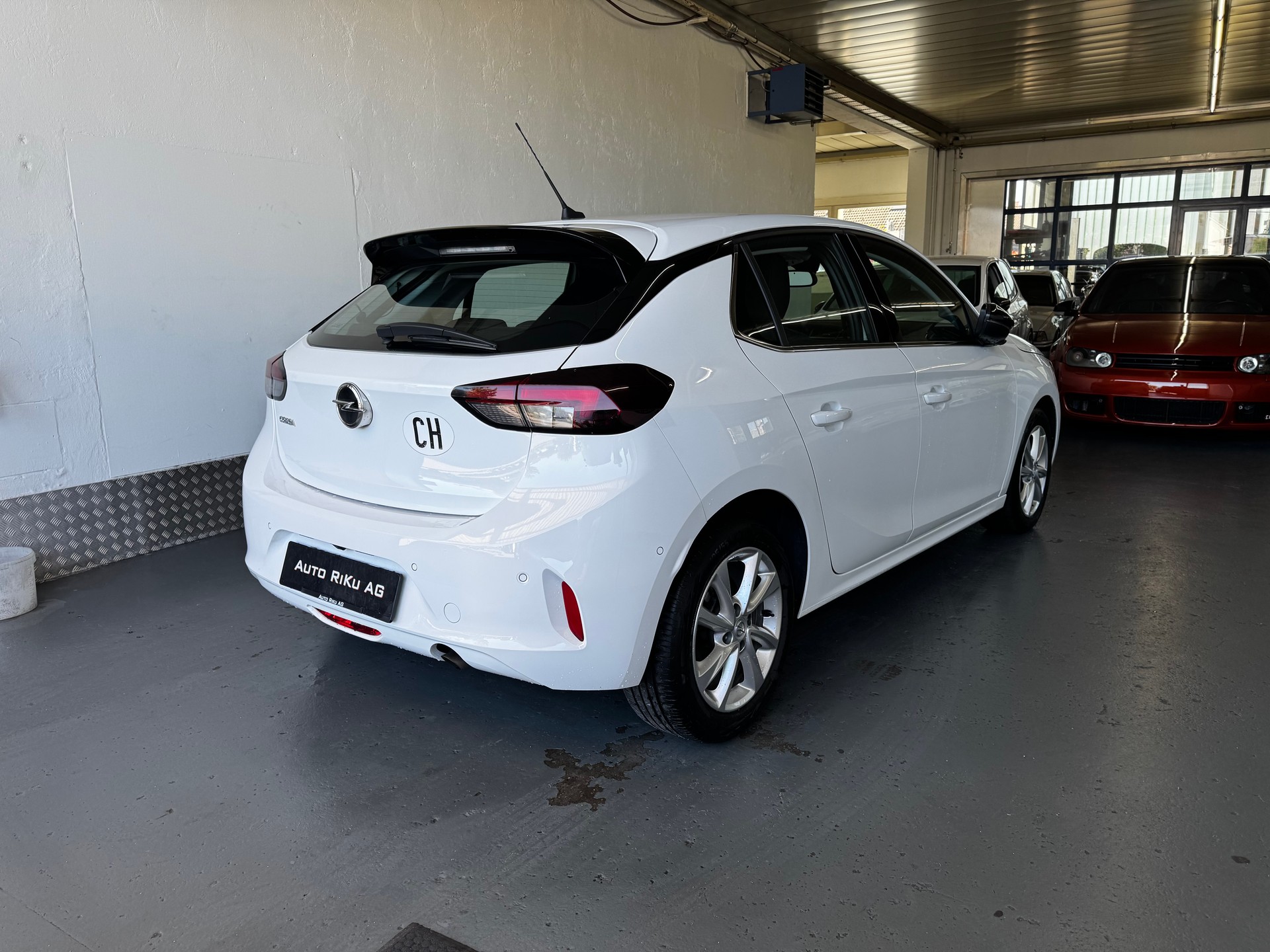 OPEL Corsa 1.2 TP Elegance-image-9