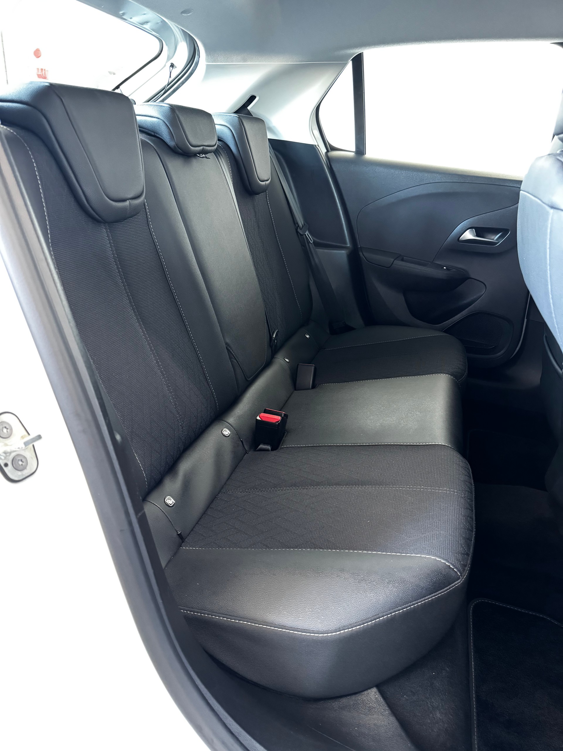 OPEL Corsa 1.2 TP Elegance-image-22
