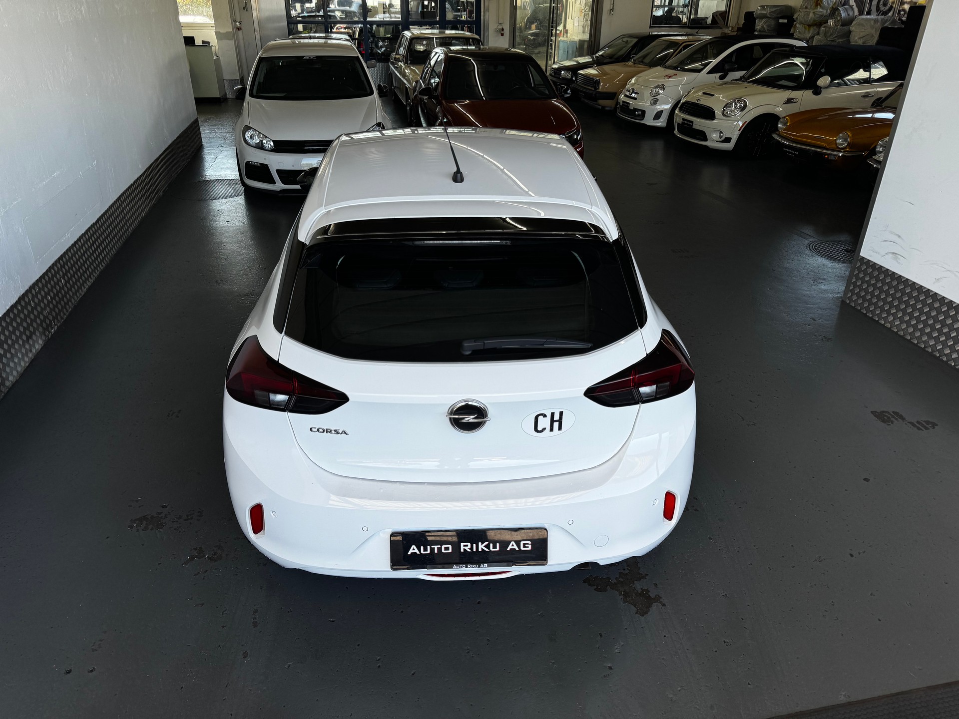 OPEL Corsa 1.2 TP Elegance-image-10