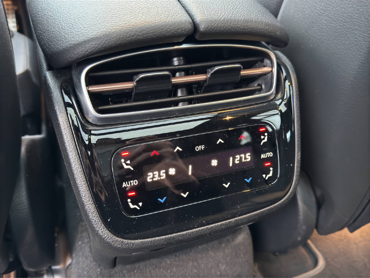 MERCEDES-BENZ C-Klasse S206 Kombi C 220 d All-Terrain Avantgarde 4matic-image-11