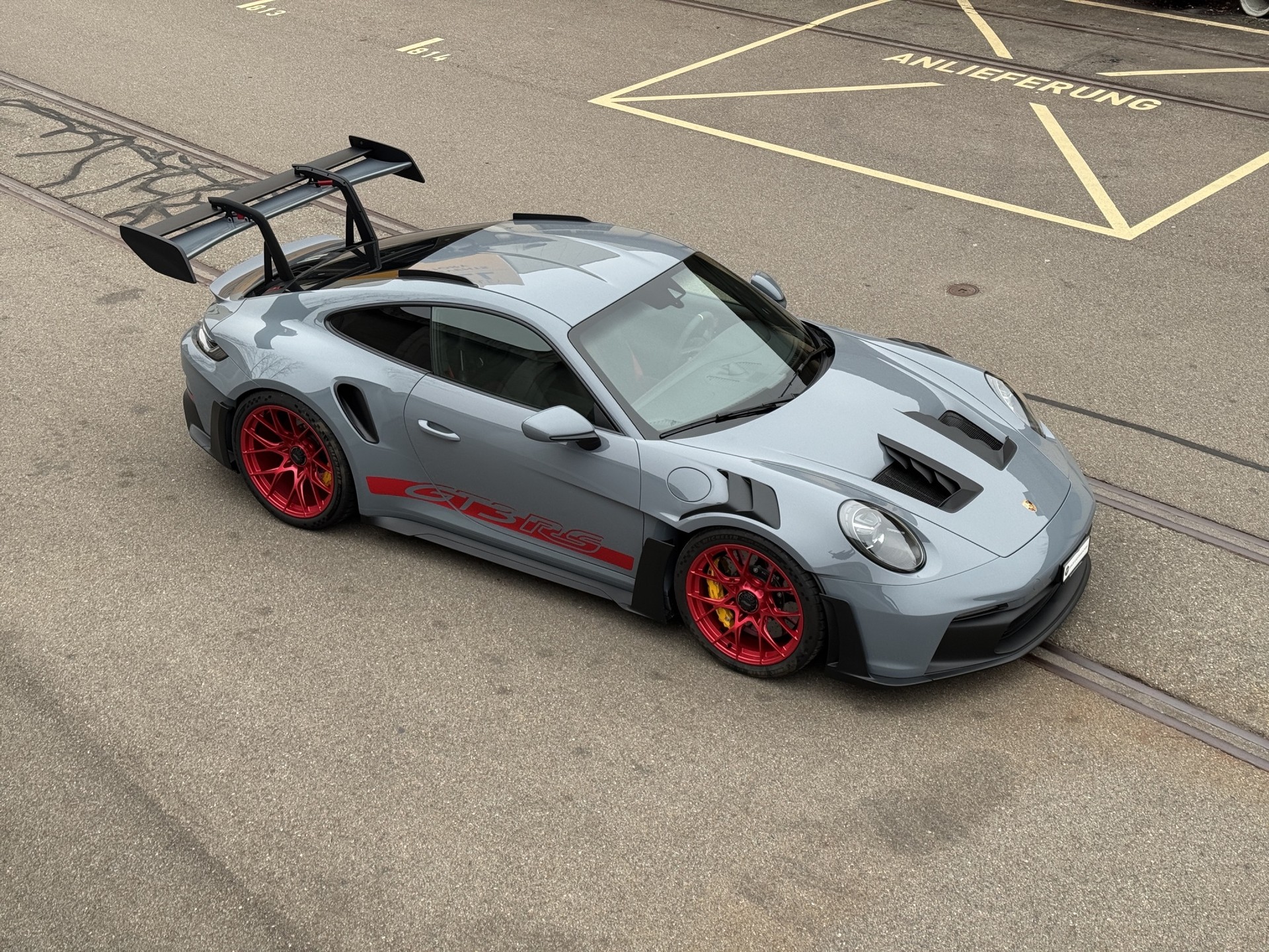PORSCHE 911 Coupé 4.0 GT3 RS PDK-image-29
