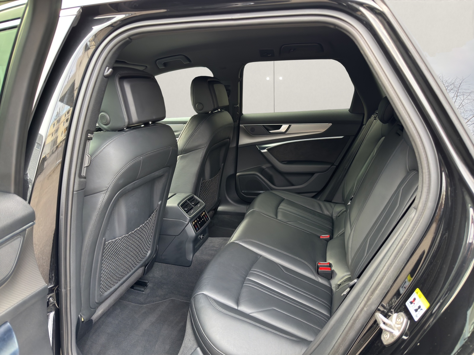 AUDI A6 Avant 50 TDI Sport quattro tiptronic-image-12