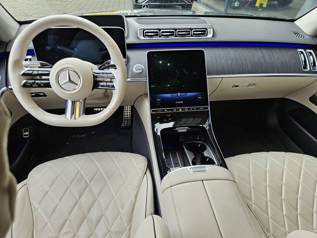 MERCEDES-BENZ S 500 4Matic AMG Line-image-5
