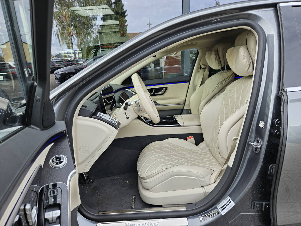 MERCEDES-BENZ S 500 4Matic AMG Line-image-4