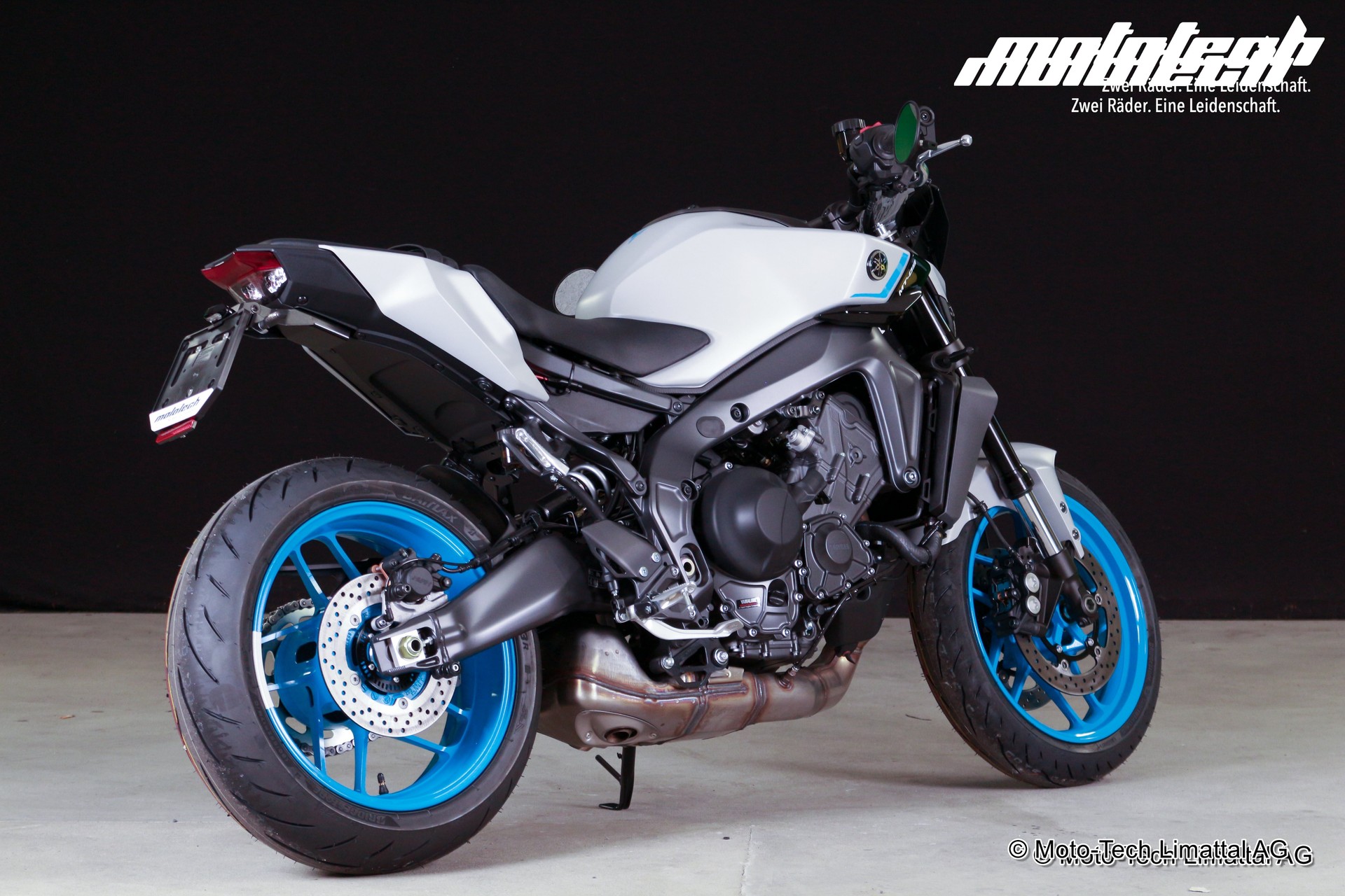 YAMAHA MT-09 (35kW)-showroom-element-3