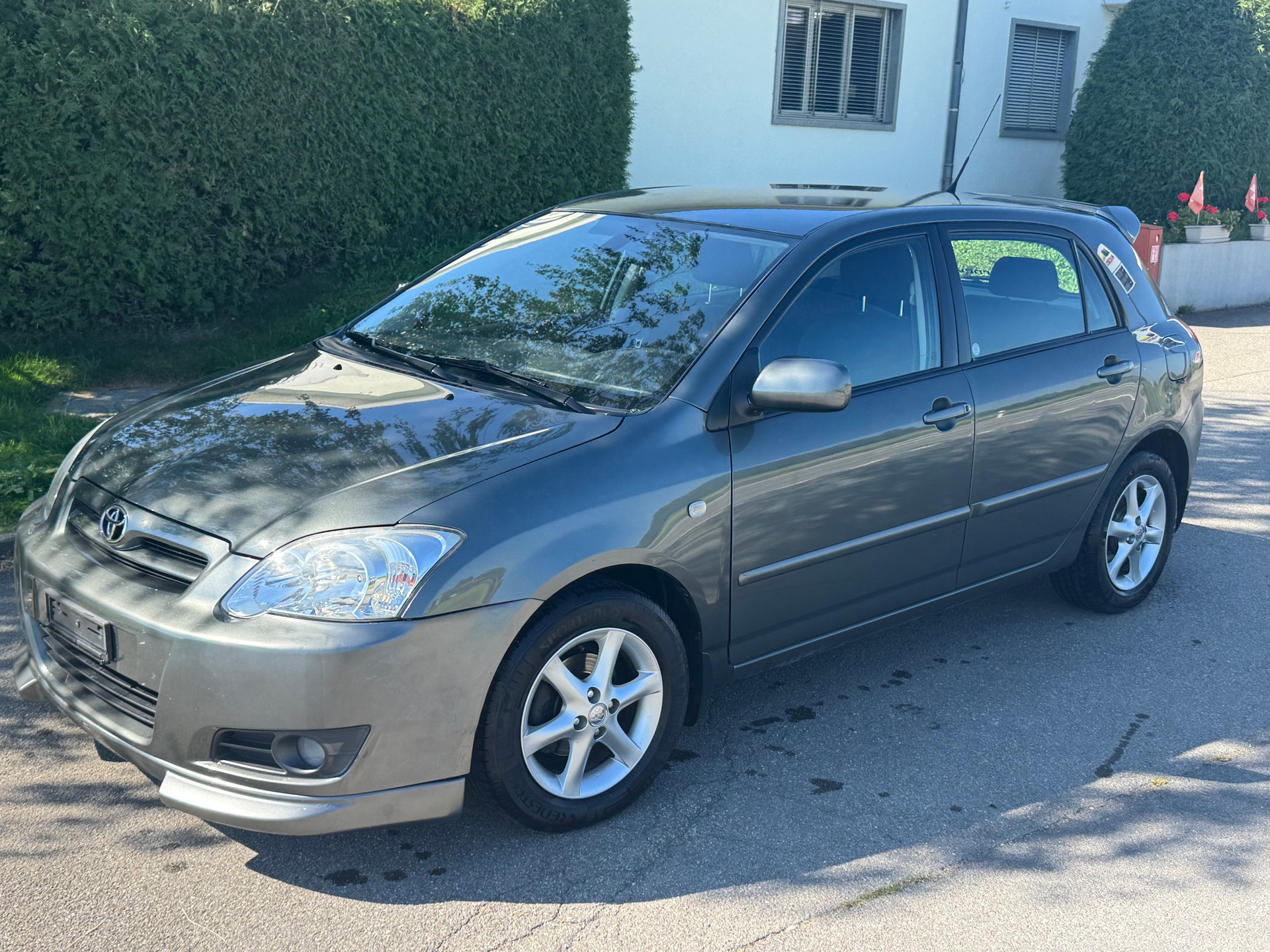 TOYOTA Corolla 1.6 Linea Sol-image-0