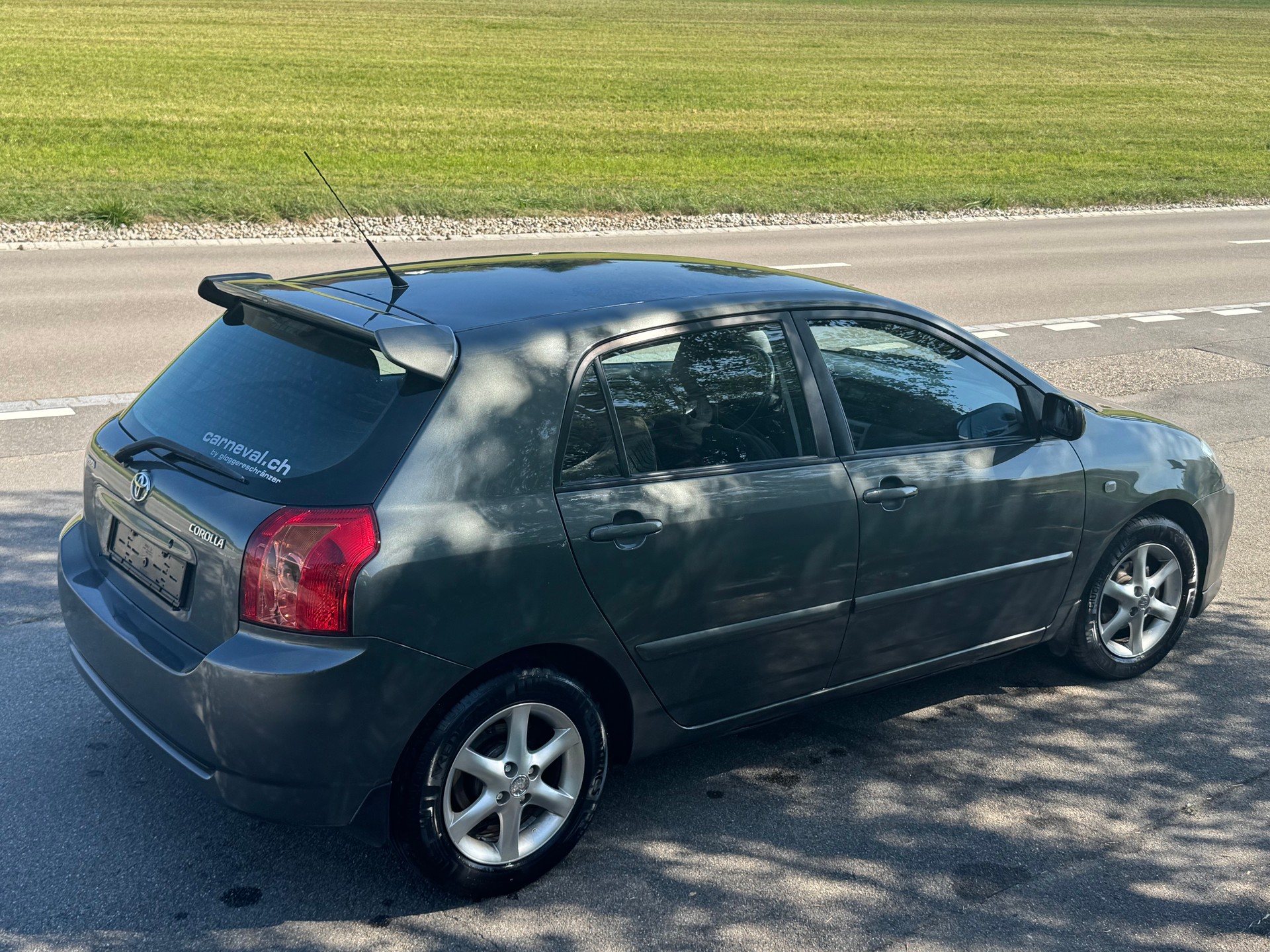 TOYOTA Corolla 1.6 Linea Sol-image-3