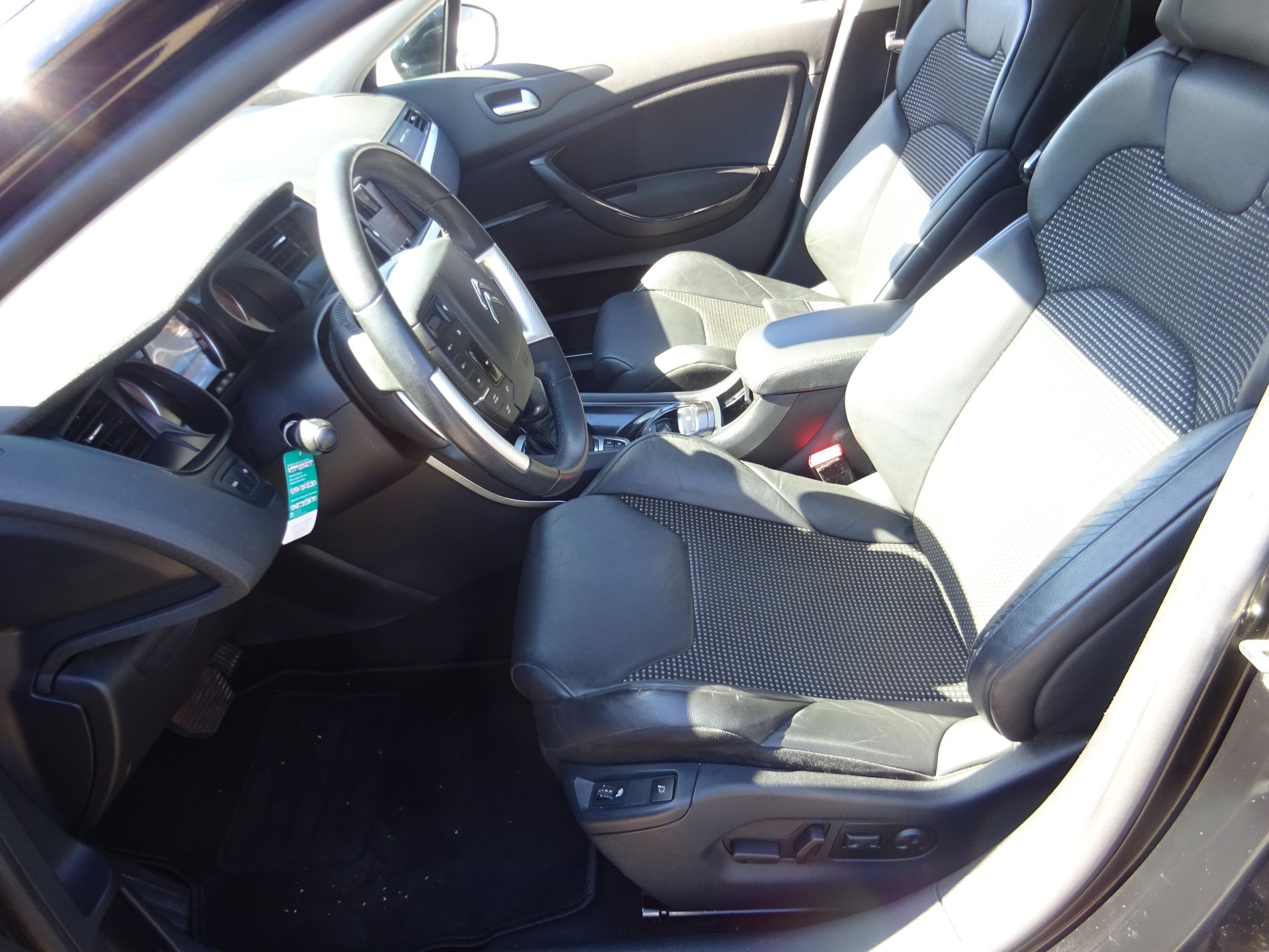 CITROEN C5 Tourer 2.2 HDi Exclusive Automatic - MFK 10.2025 - 204PS-image-5
