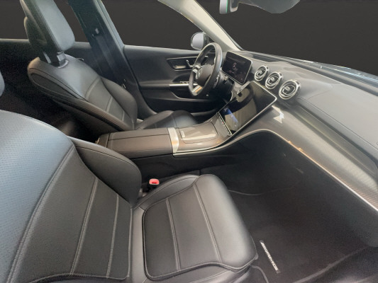 MERCEDES-BENZ C 200 T 4 Matic-image-11