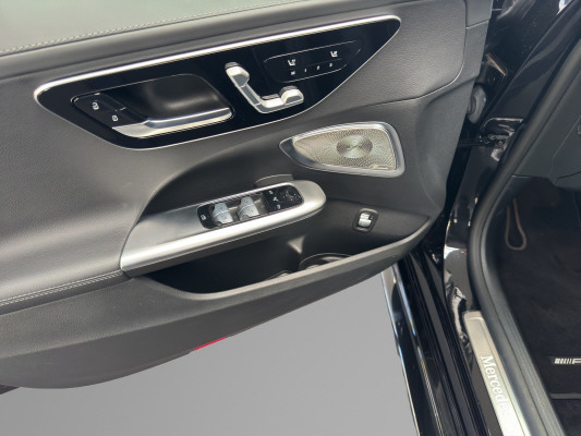 MERCEDES-BENZ C 200 T 4 Matic-image-9