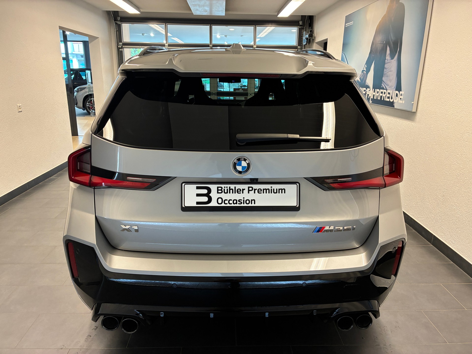 BMW X1 M35i-image-4