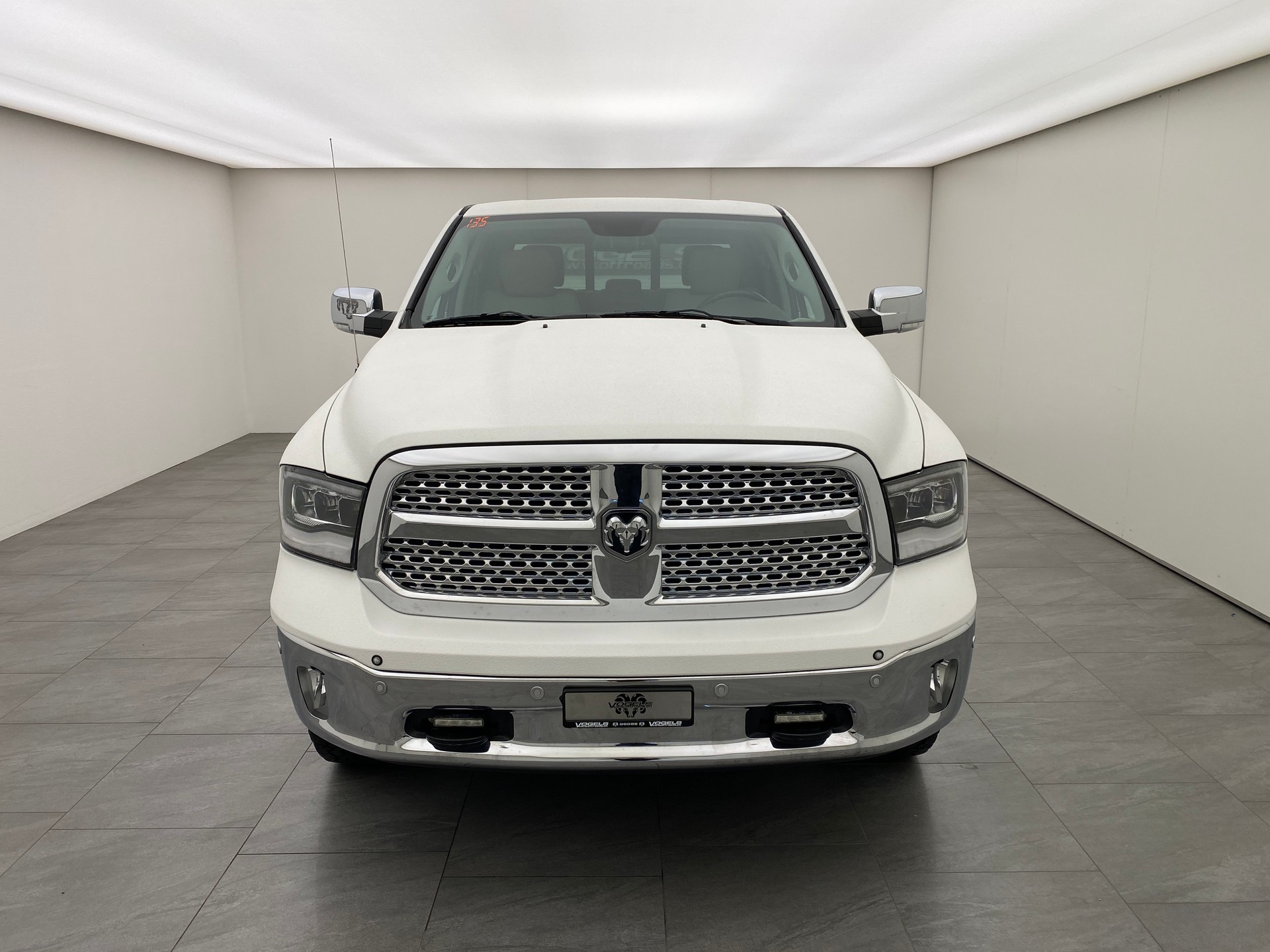 DODGE RAM 1500 5.7 Crew Cab Laramie-image-1