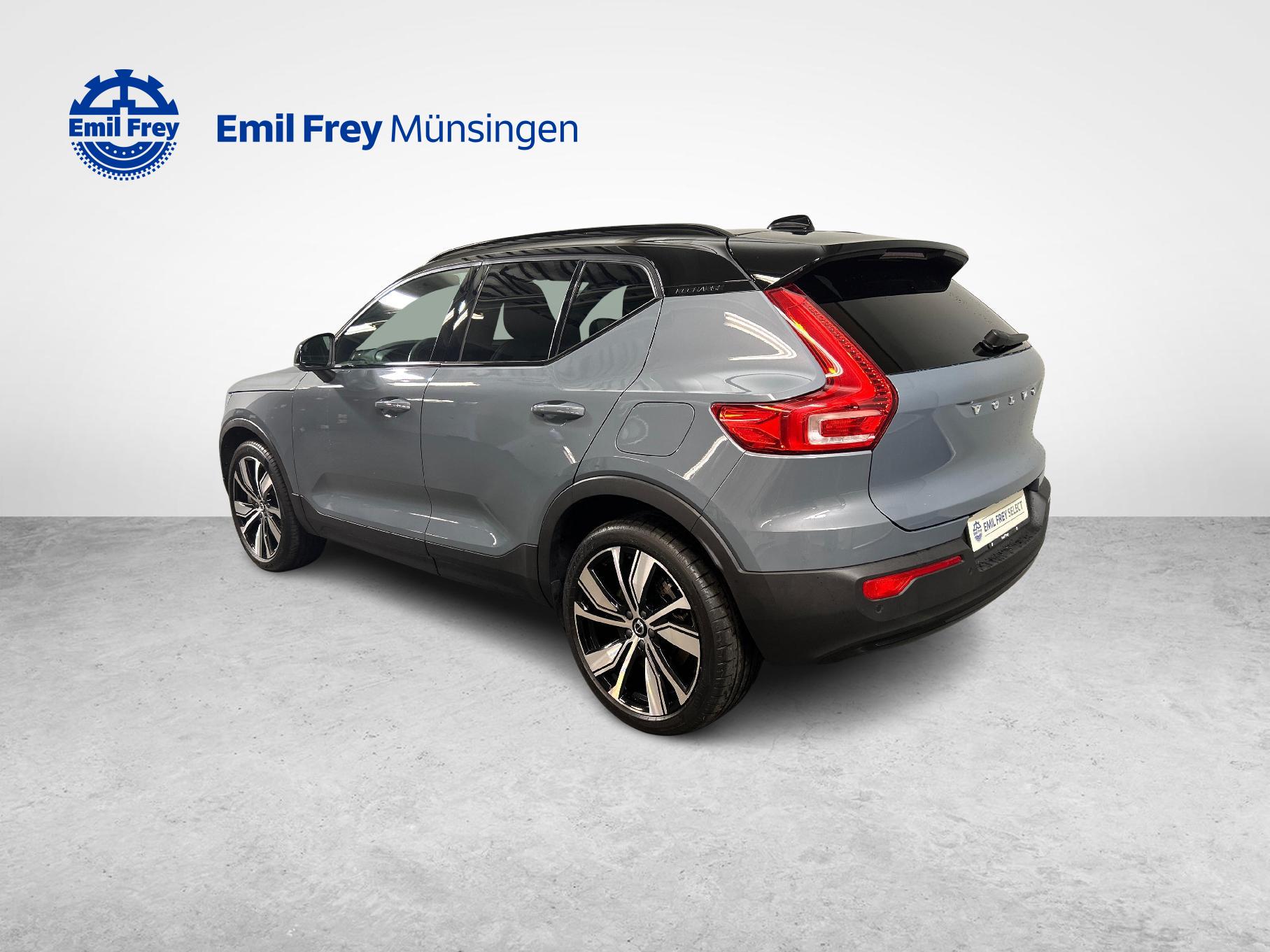 VOLVO XC40 P8 Twin R-Design AWD-image-10
