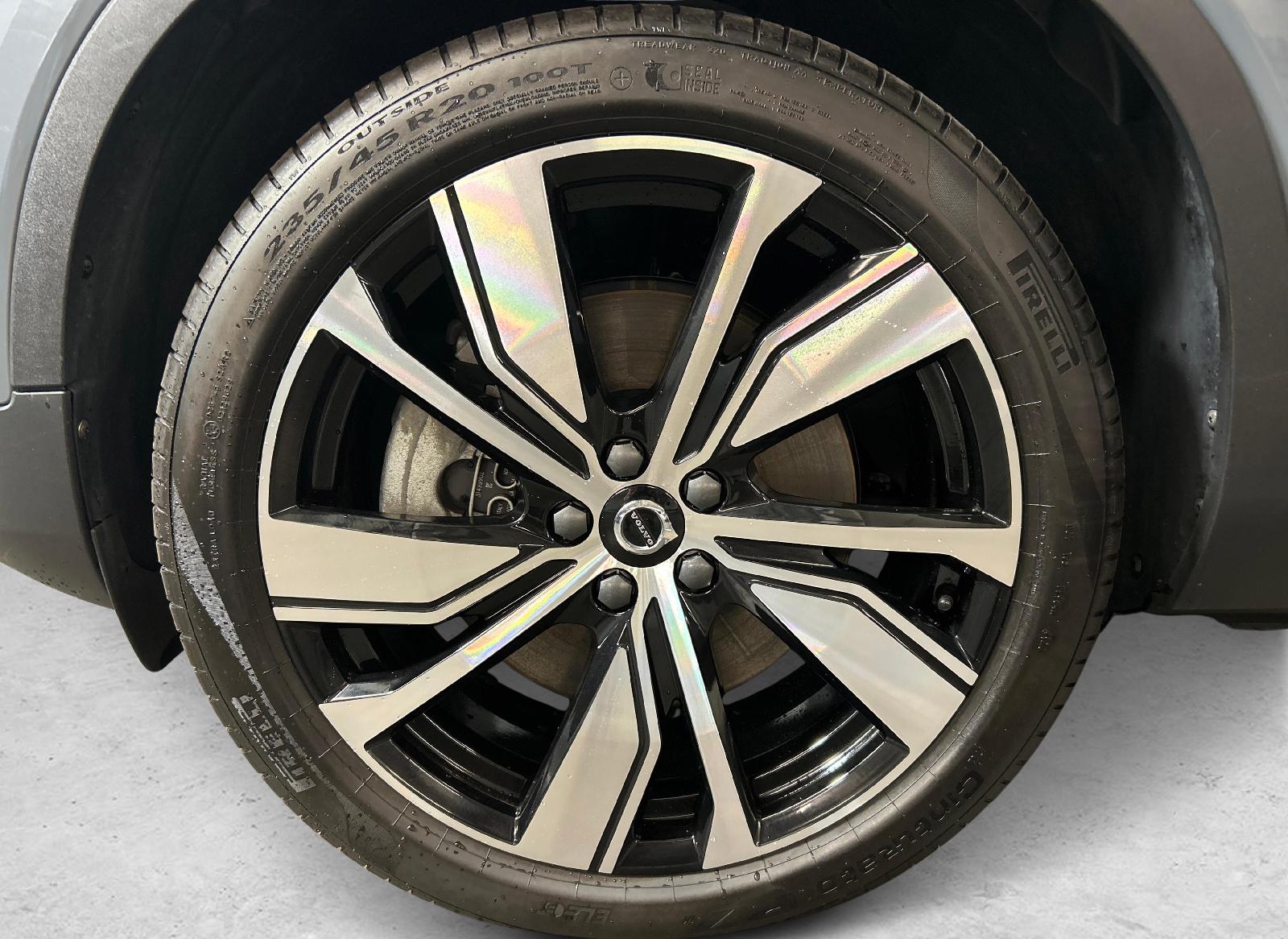 VOLVO XC40 P8 Twin R-Design AWD-image-11