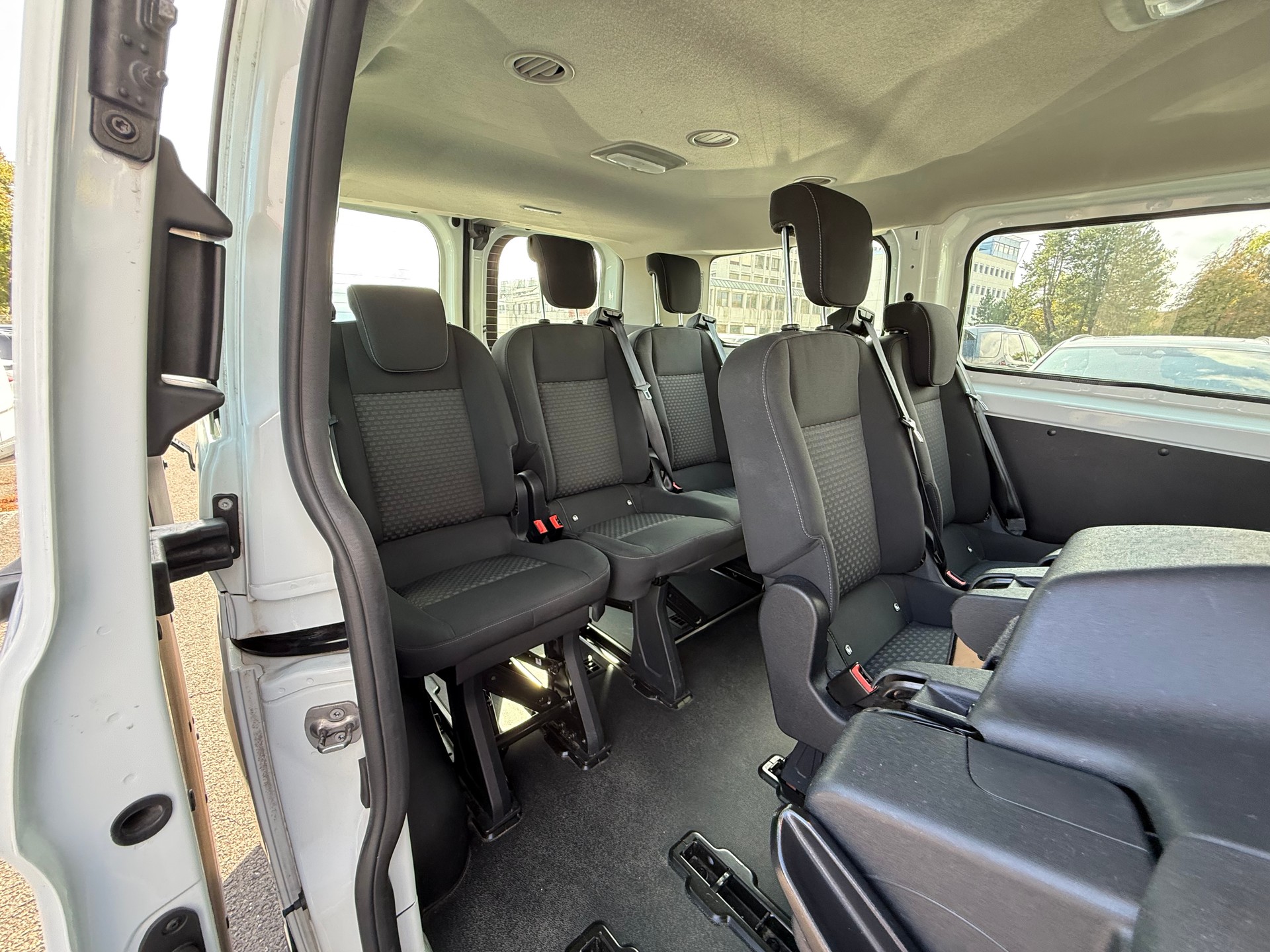 FORD Transit Custom 320 L1H1 Trend-image-10