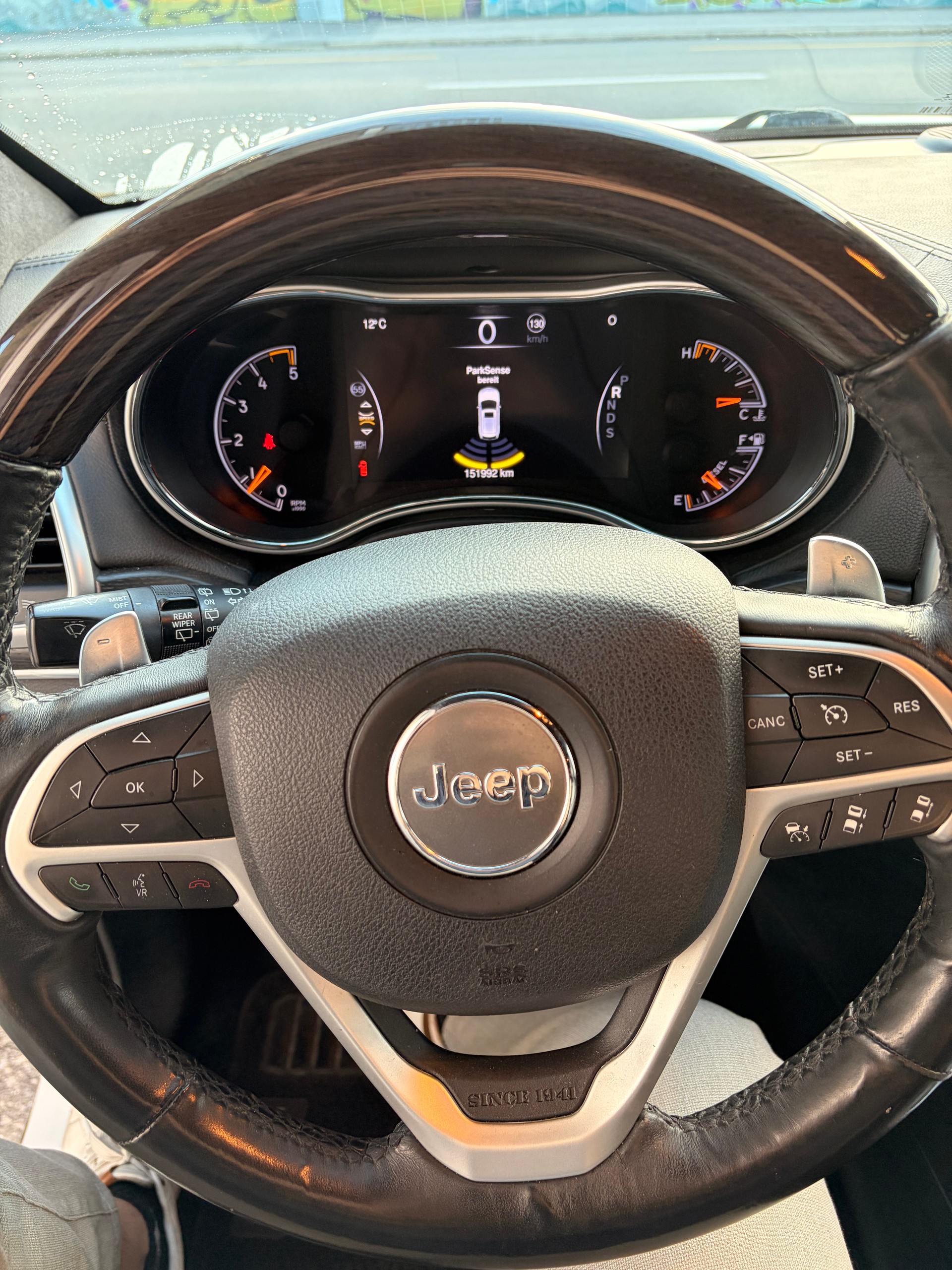 JEEP Grand Cherokee 3.0 CRD Summit Automatic-image-12