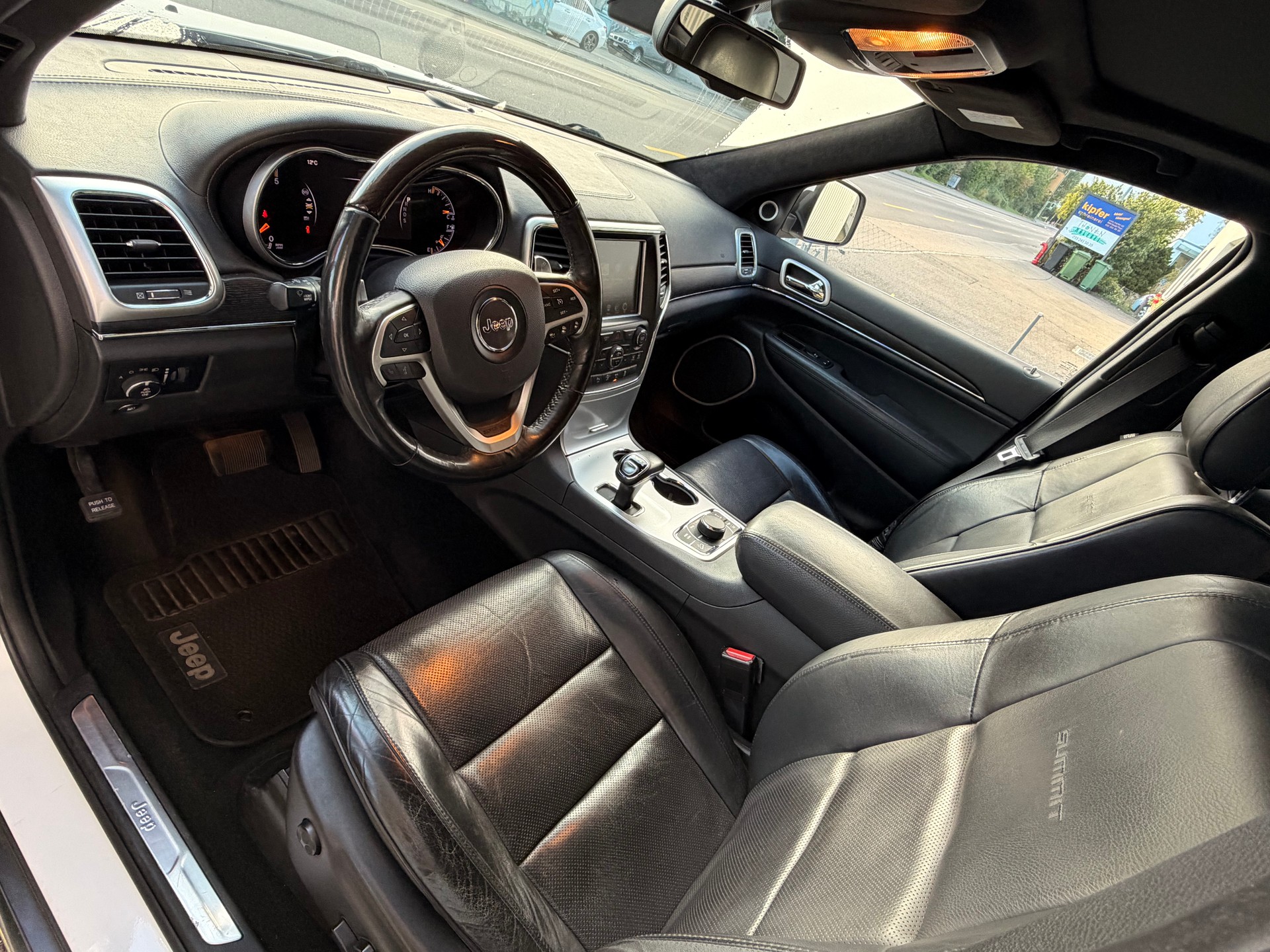 JEEP Grand Cherokee 3.0 CRD Summit Automatic-image-7