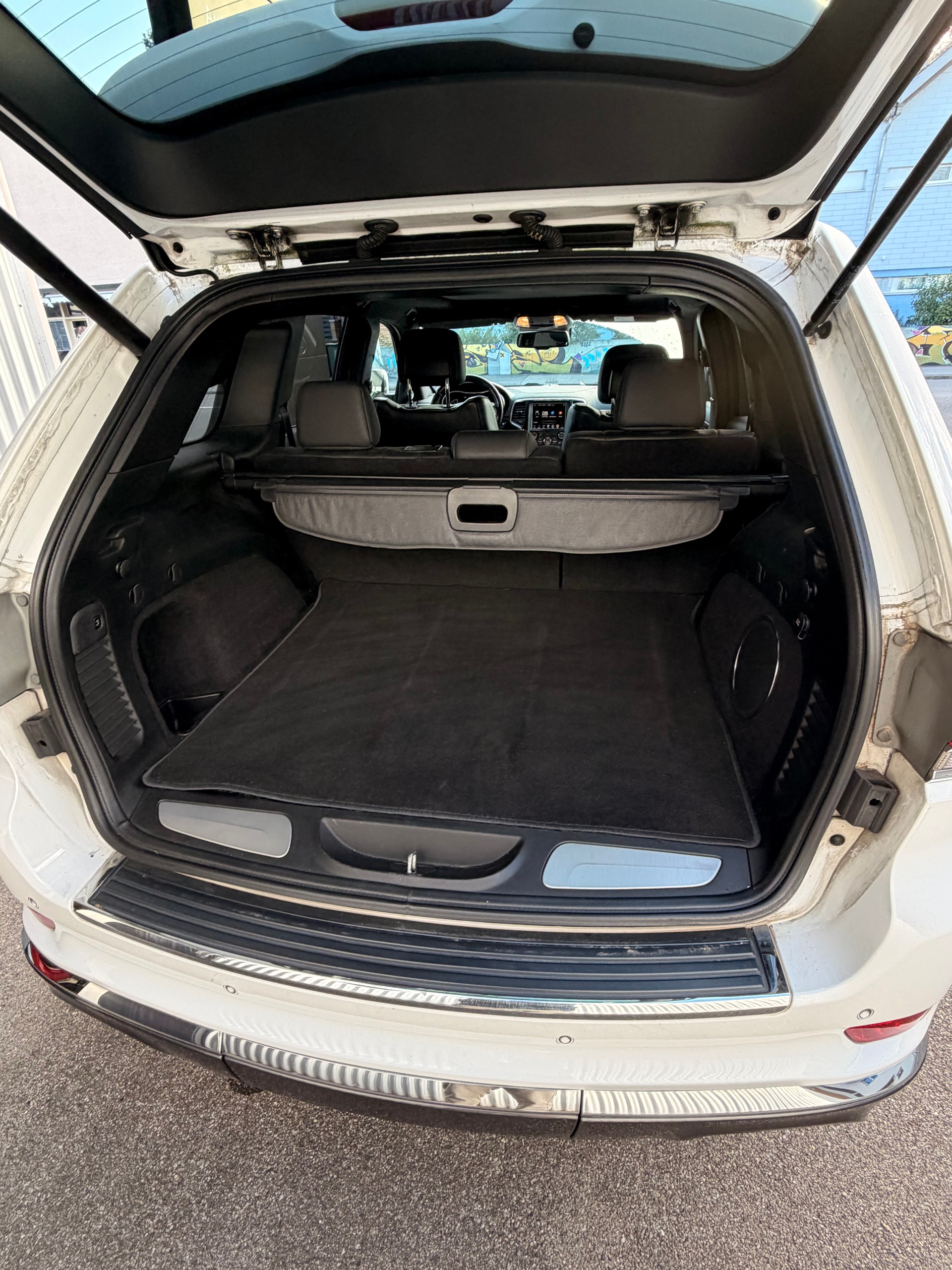 JEEP Grand Cherokee 3.0 CRD Summit Automatic-image-11