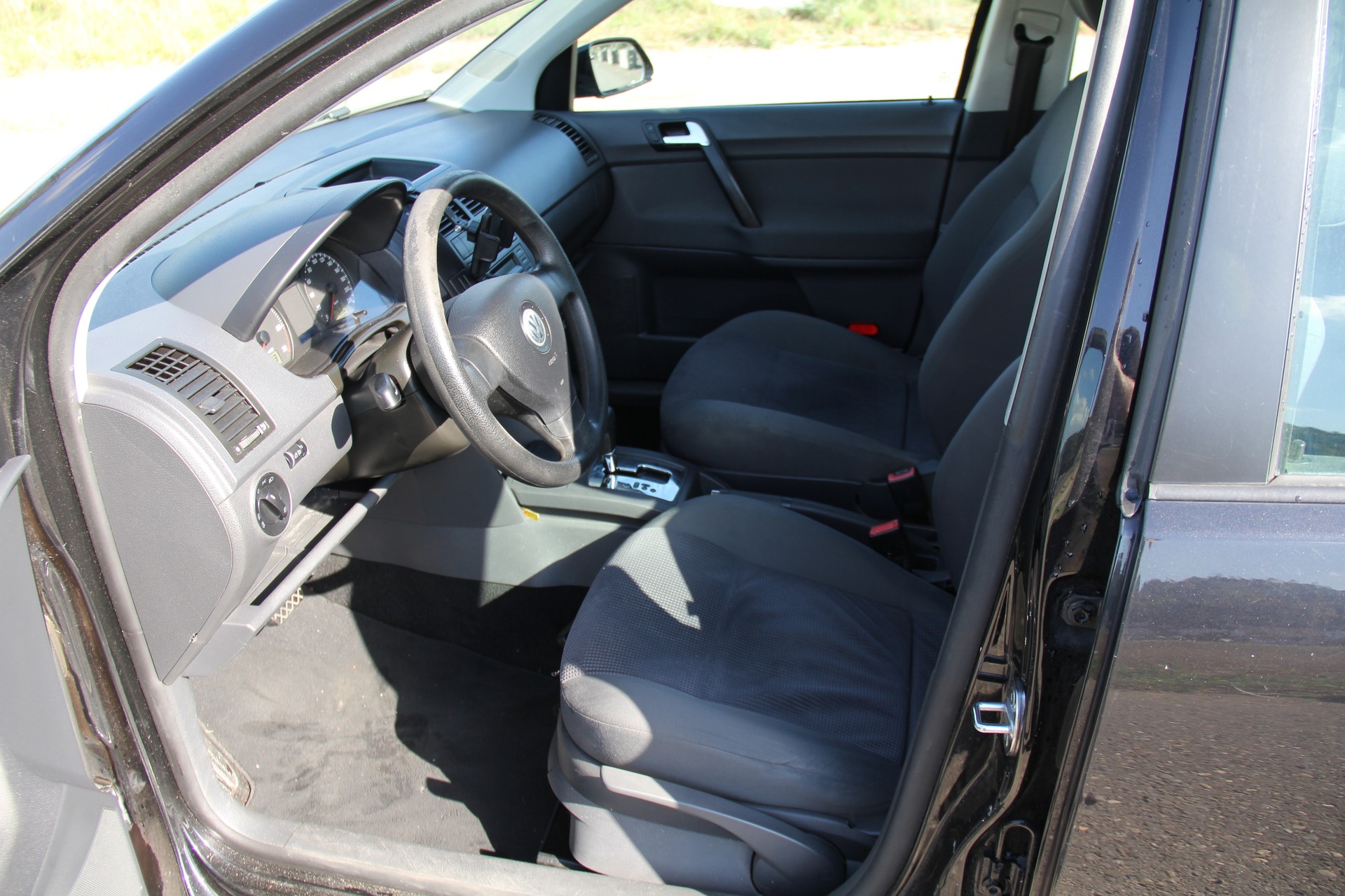 VW Polo 1.6 16V Young&Fresh-image-7