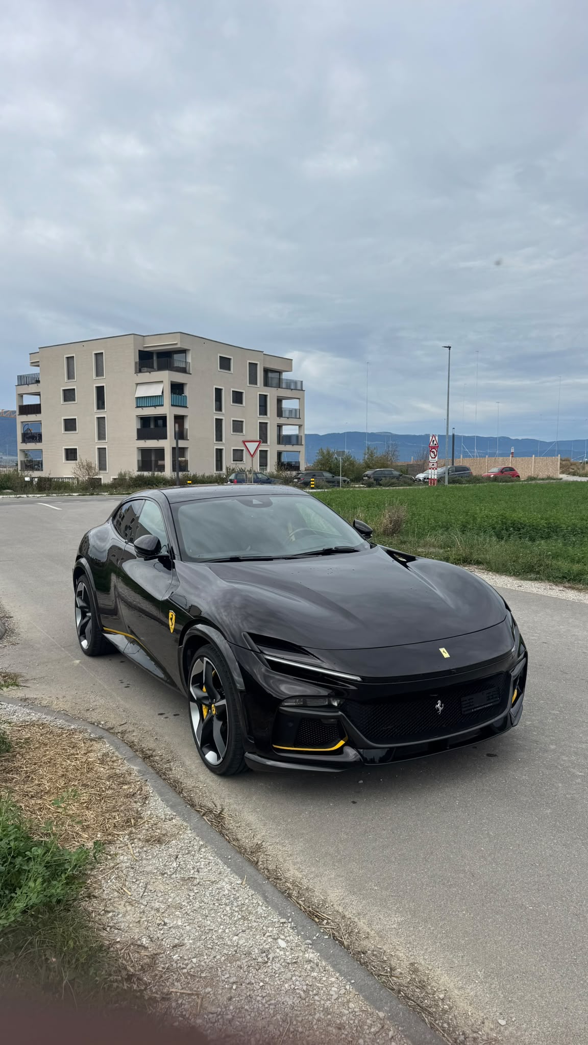 FERRARI Purosangue 6.5 V12-image-0