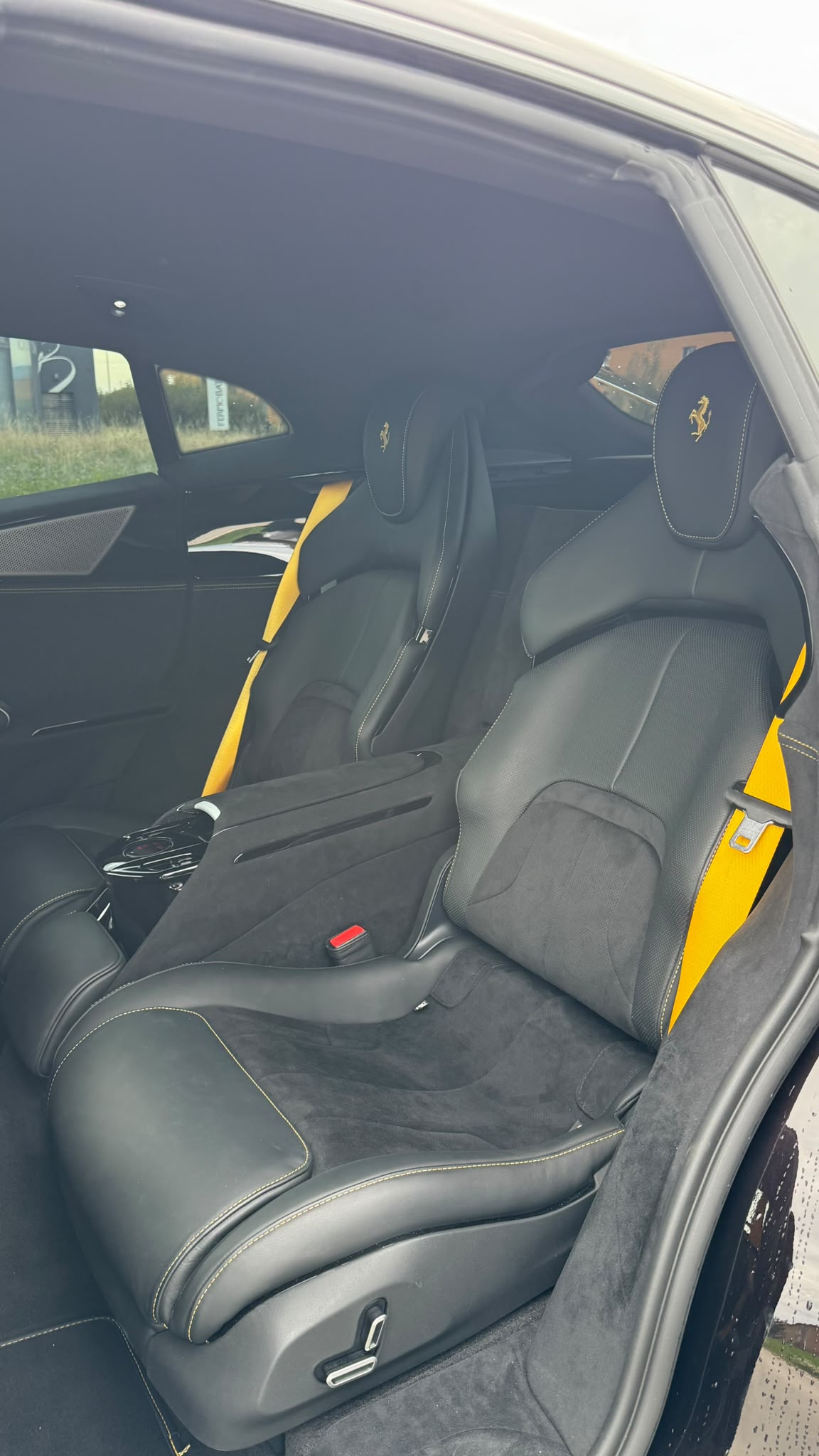 FERRARI Purosangue 6.5 V12-image-6