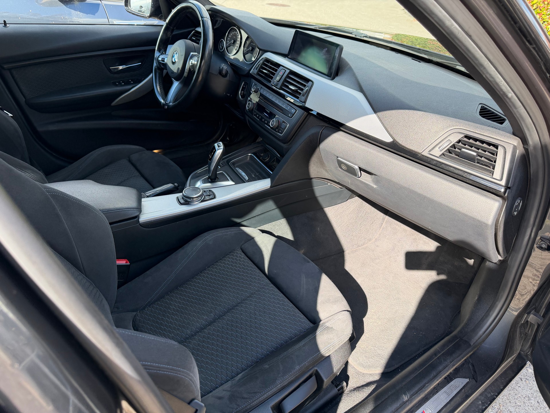 BMW 320d xDrive Touring M Sport Steptronic -frisch ab Mfk-image-4