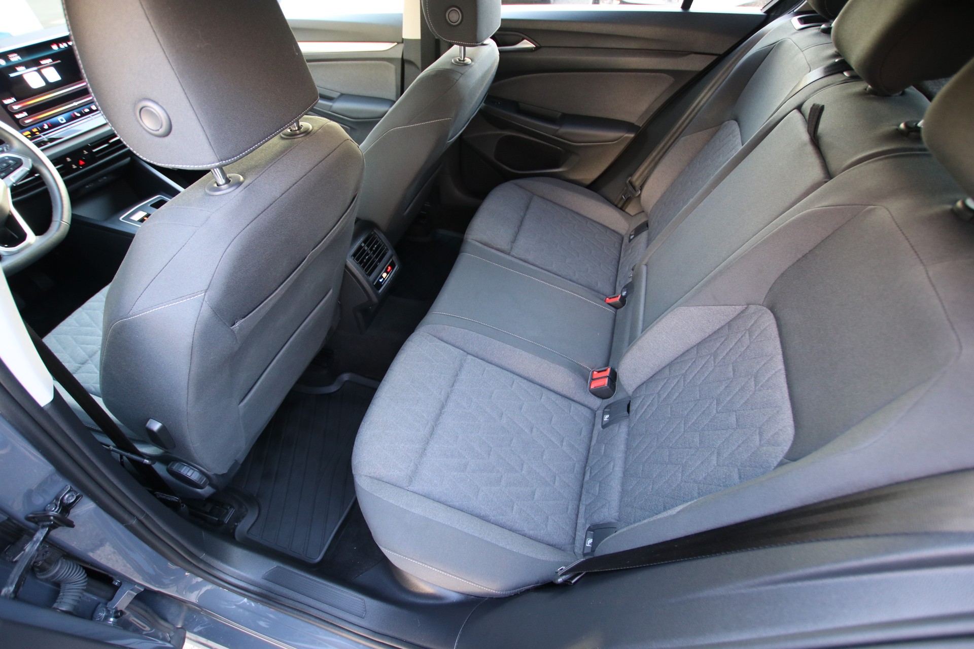 VW Golf 2.0 TDI Style DSG *Werksgarantie bis 06.2030*-image-14