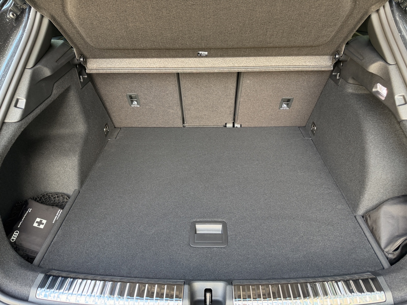 AUDI Q3 SUV TFSI quattro 195 kW S tronic-image-14
