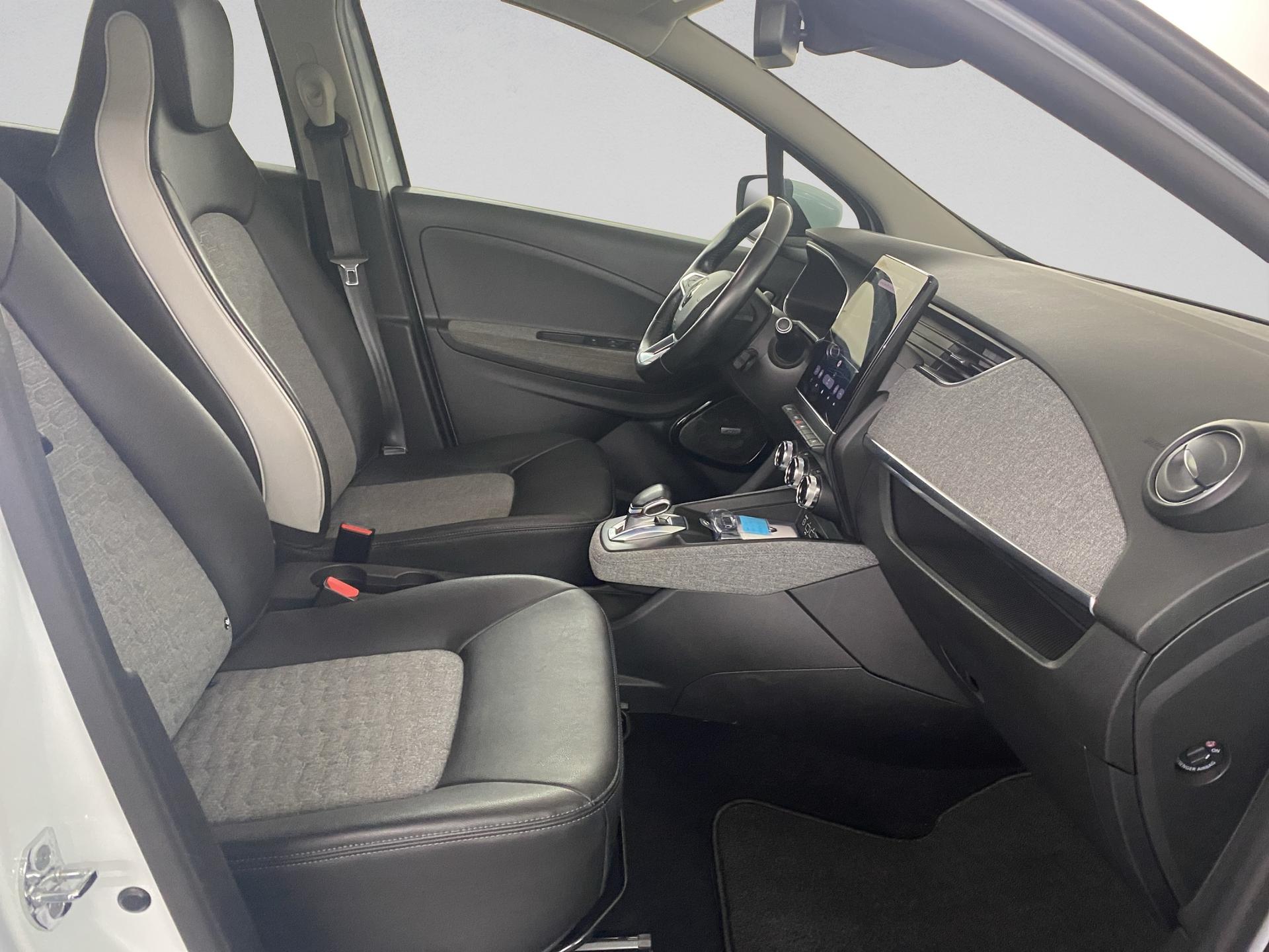 RENAULT Zoe Intens R135 (Batterie Miete)-image-13