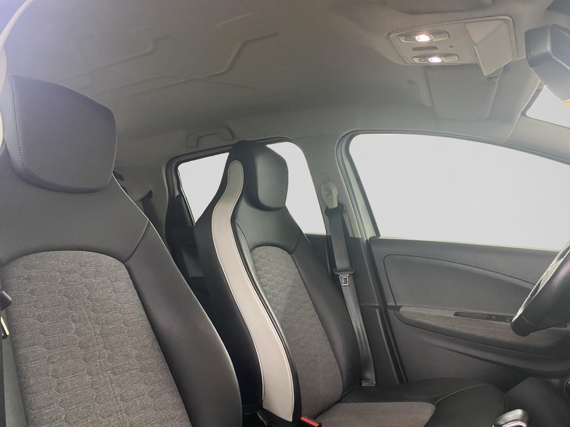 RENAULT Zoe Intens R135 (Batterie Miete)-image-24