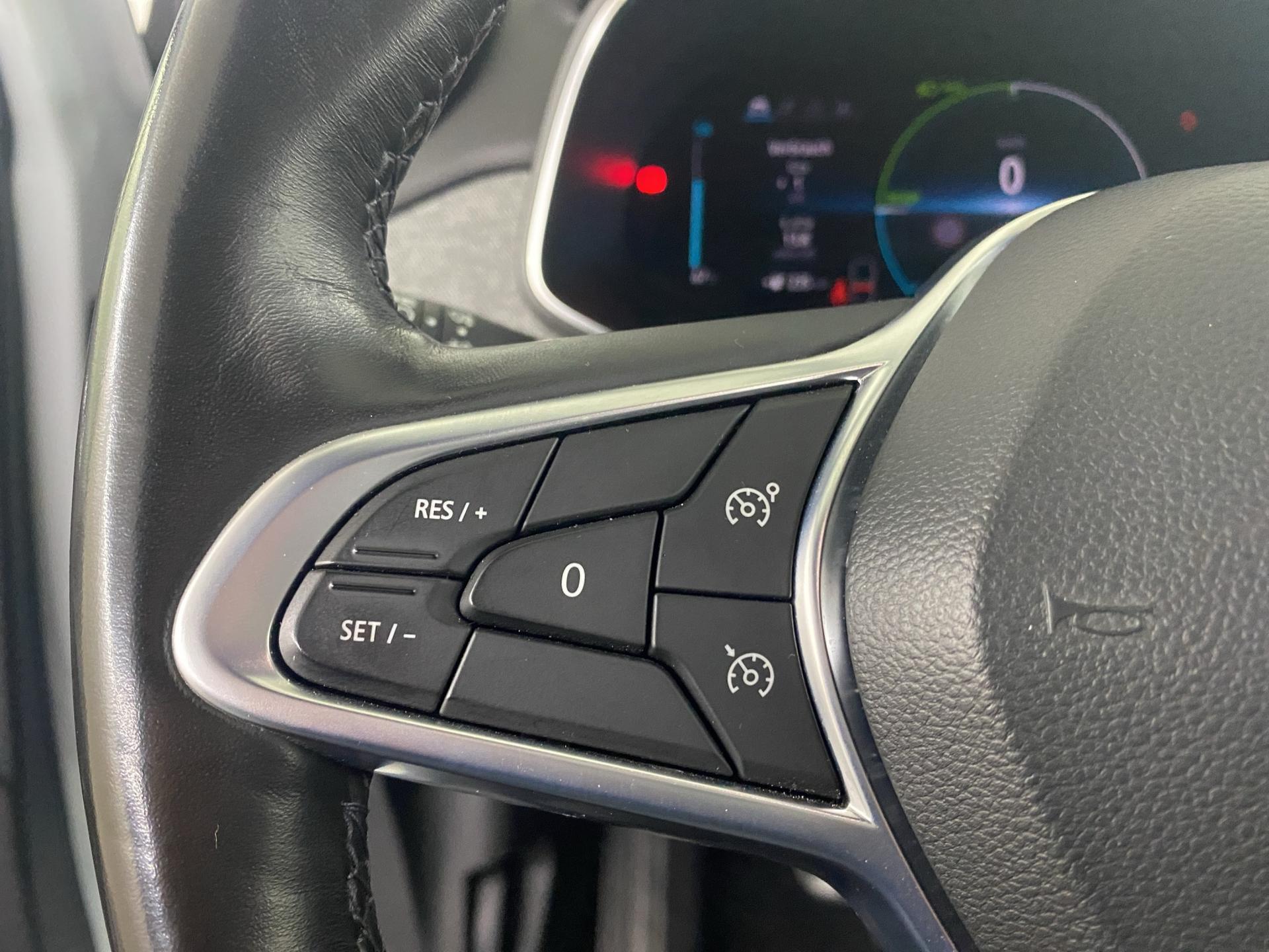 RENAULT Zoe Intens R135 (Batterie Miete)-image-15