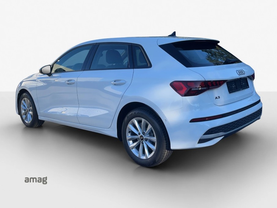 AUDI A3 Sportback TFSI 85 kW Ambition S-tronic-image-2