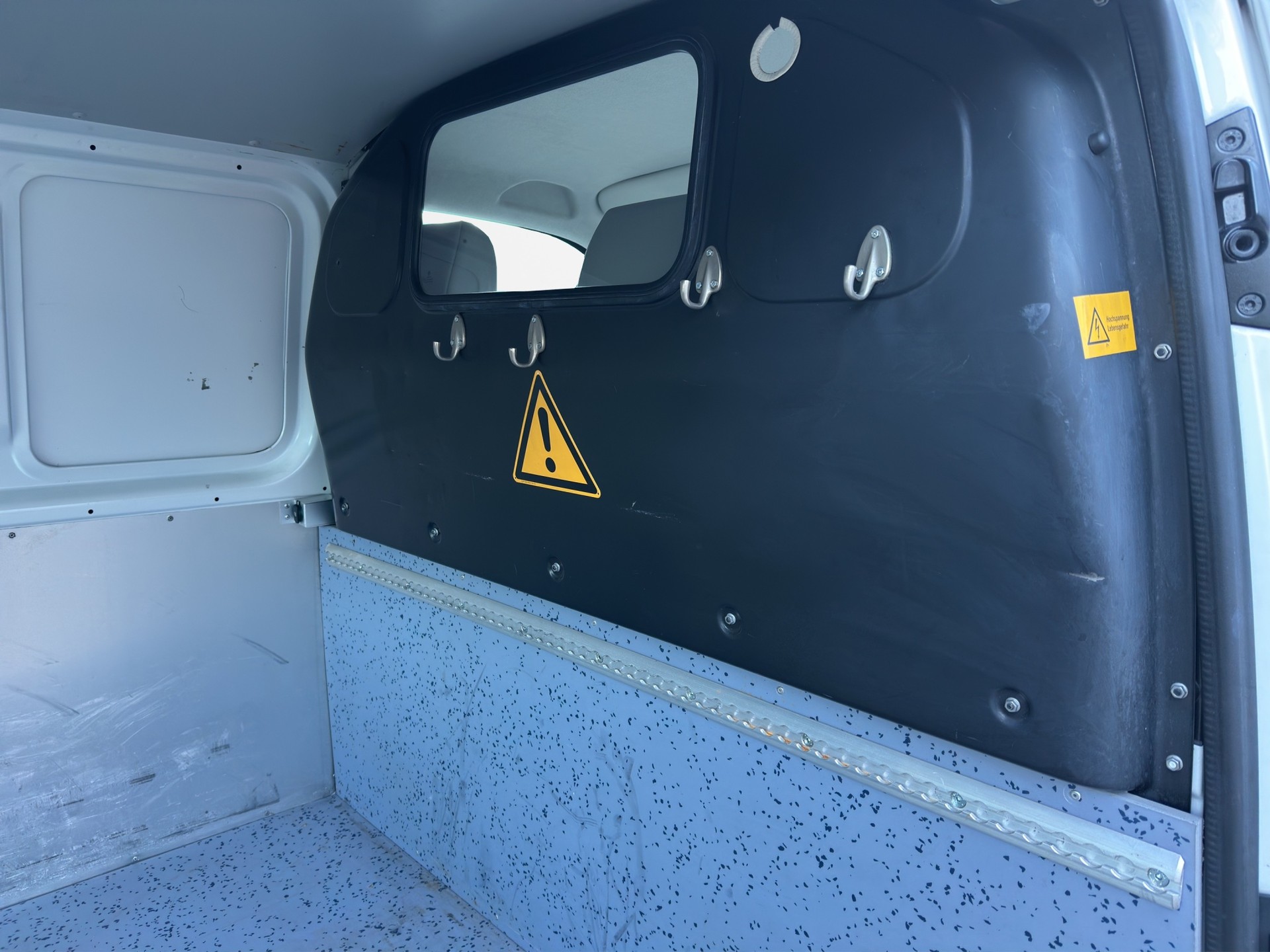 VW T5 2.0 TDI 4Motion-image-10