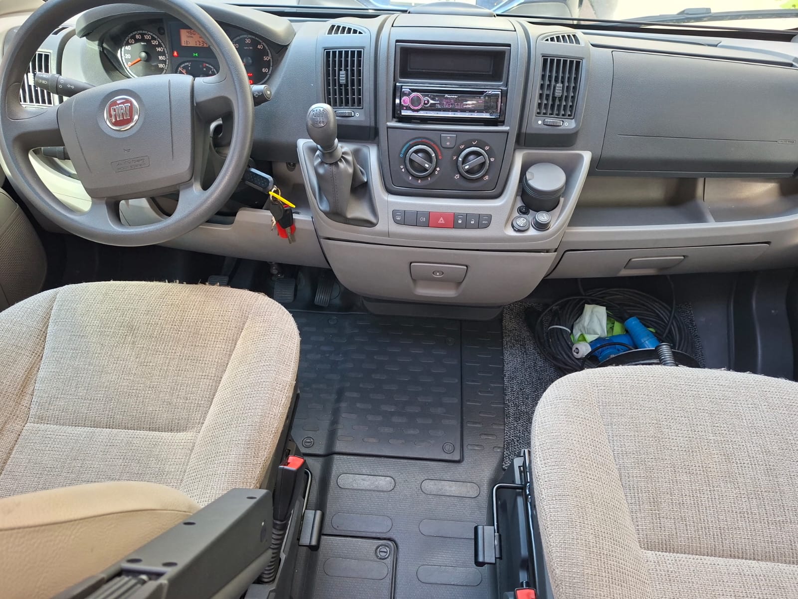 FIAT Knaus X 250-image-8