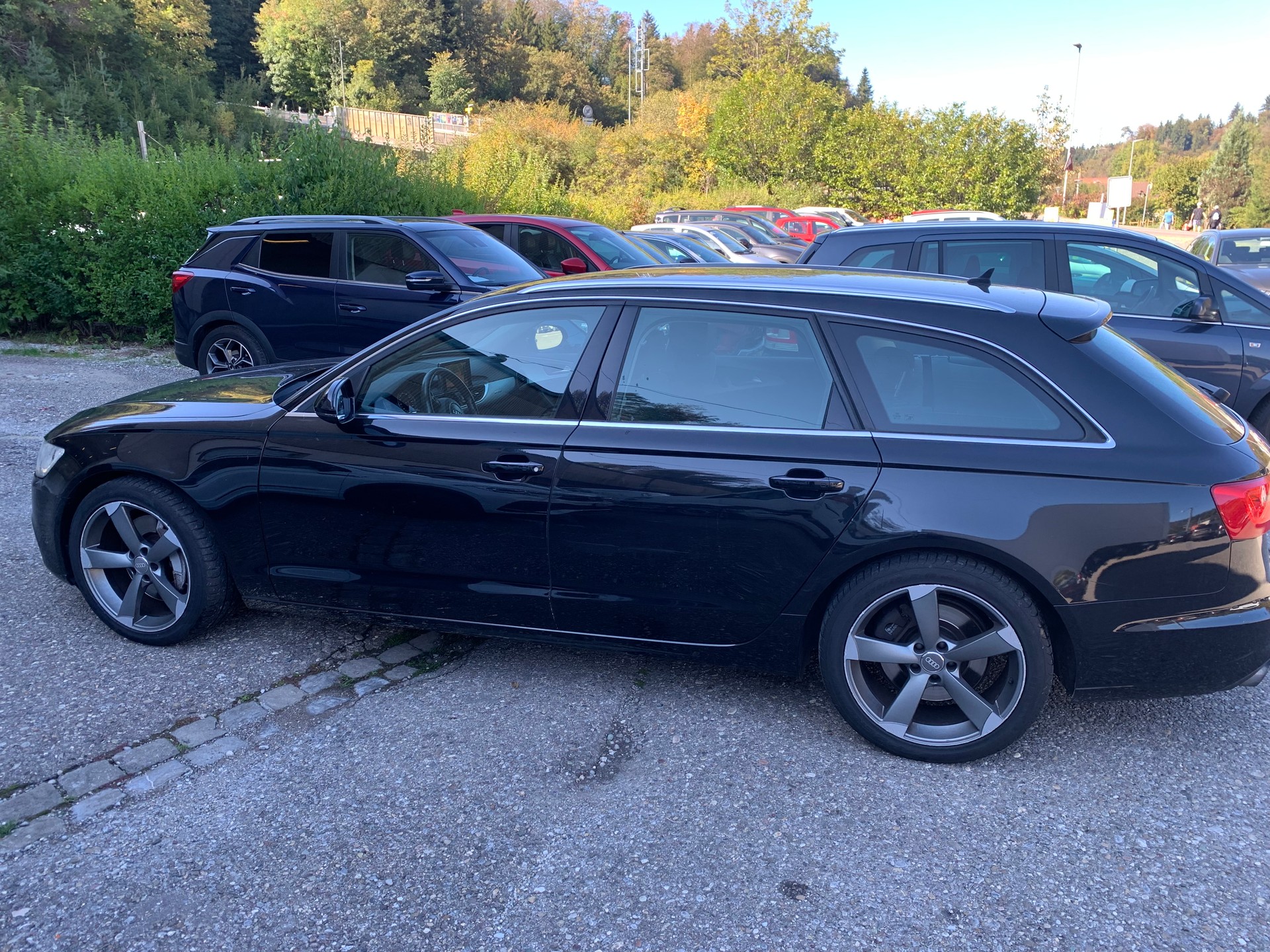 AUDI A6 Avant 3.0 TFSI V6 quattro S-tronic-image-3