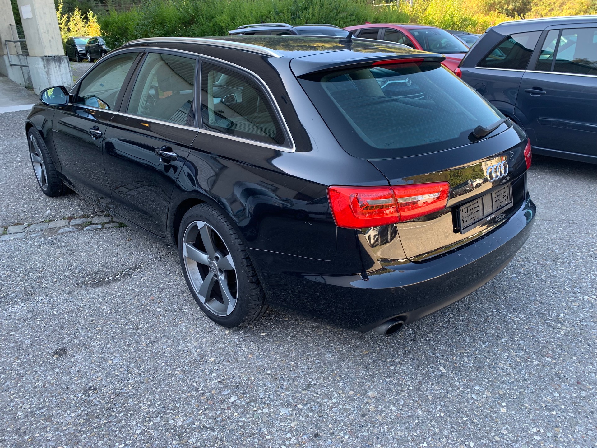AUDI A6 Avant 3.0 TFSI V6 quattro S-tronic-image-4