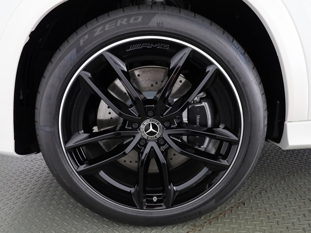 MERCEDES-BENZ GLE 400 e 4Matic 9G-Tronic-image-4