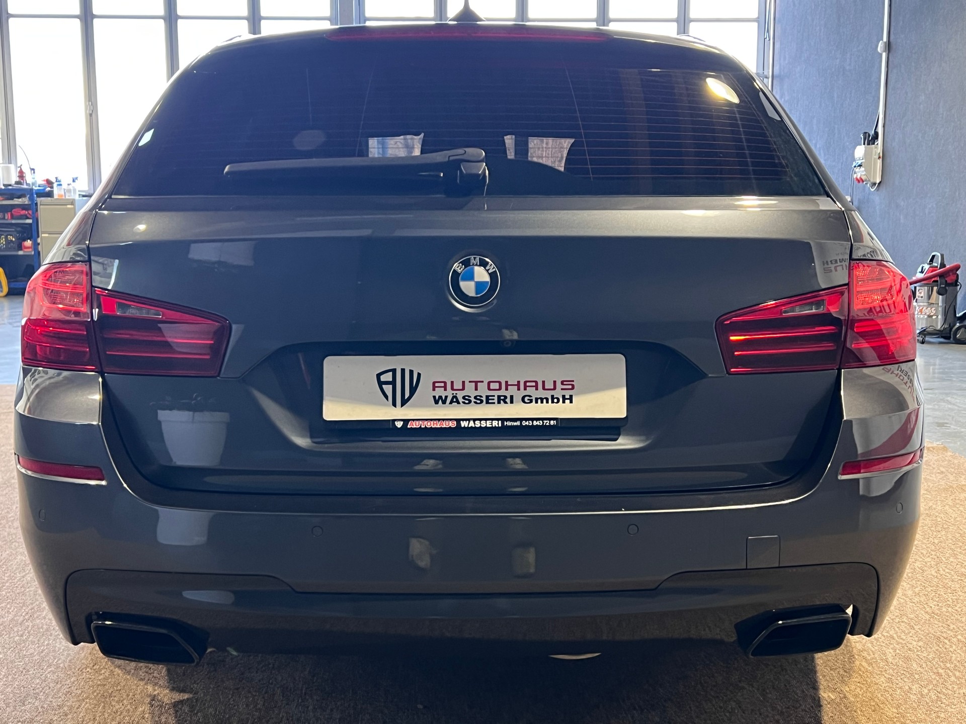 BMW M550d Touring xDrive Steptronic-image-3