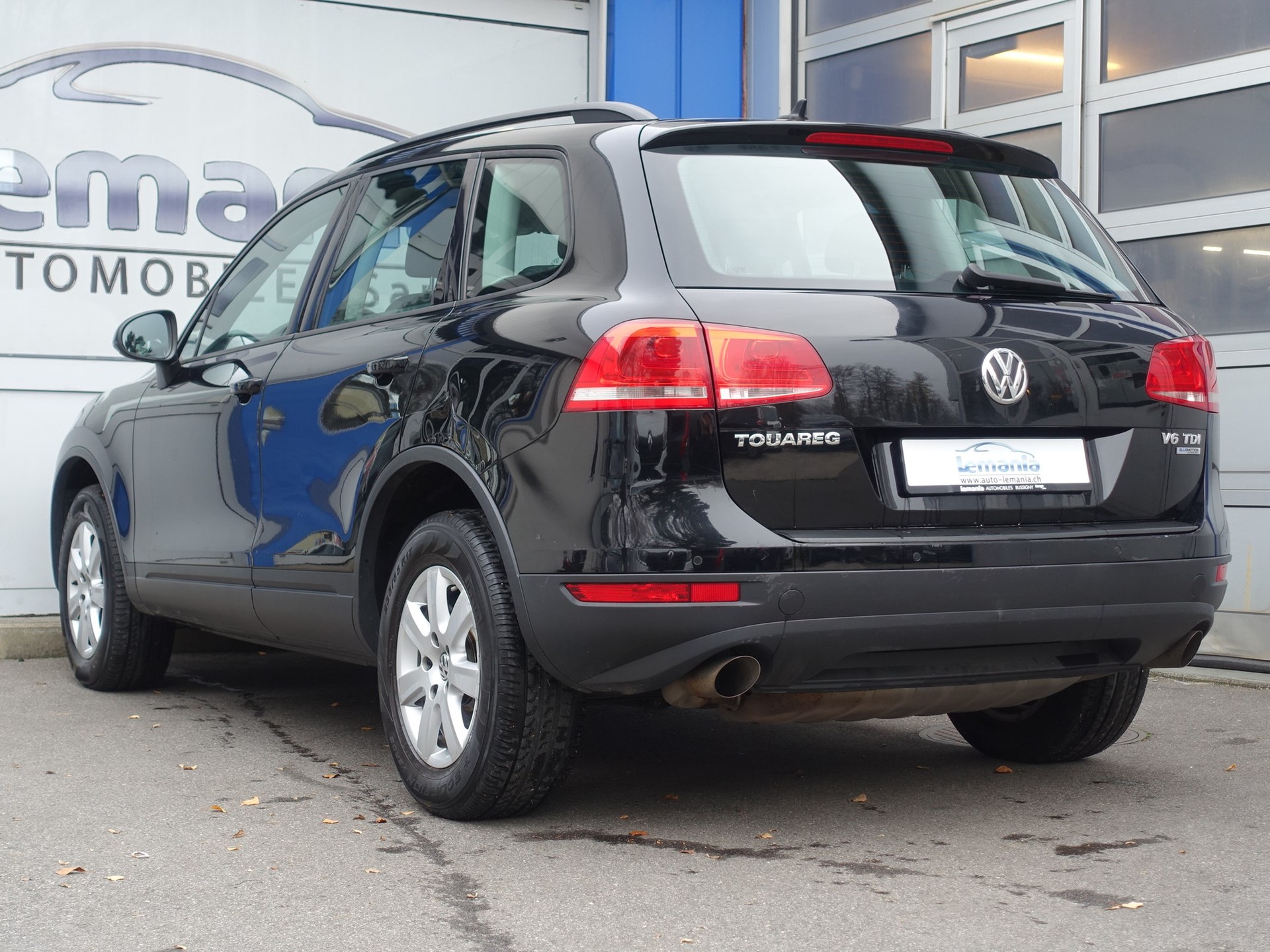 VW Touareg 3.0 TDI BlueMotion Technology Tiptronic-image-4
