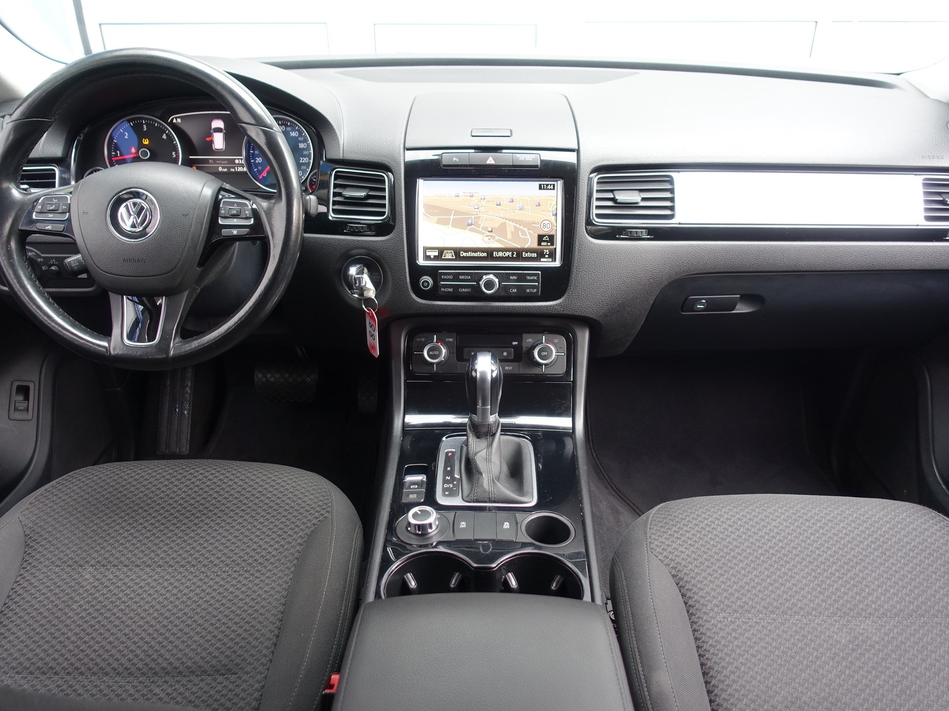 VW Touareg 3.0 TDI BlueMotion Technology Tiptronic-image-10