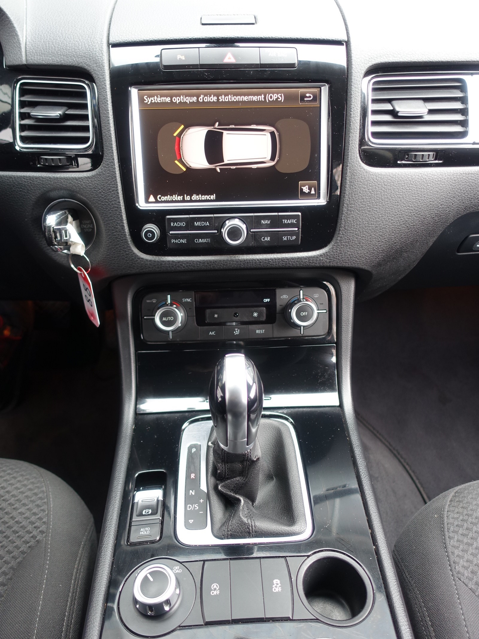 VW Touareg 3.0 TDI BlueMotion Technology Tiptronic-image-11