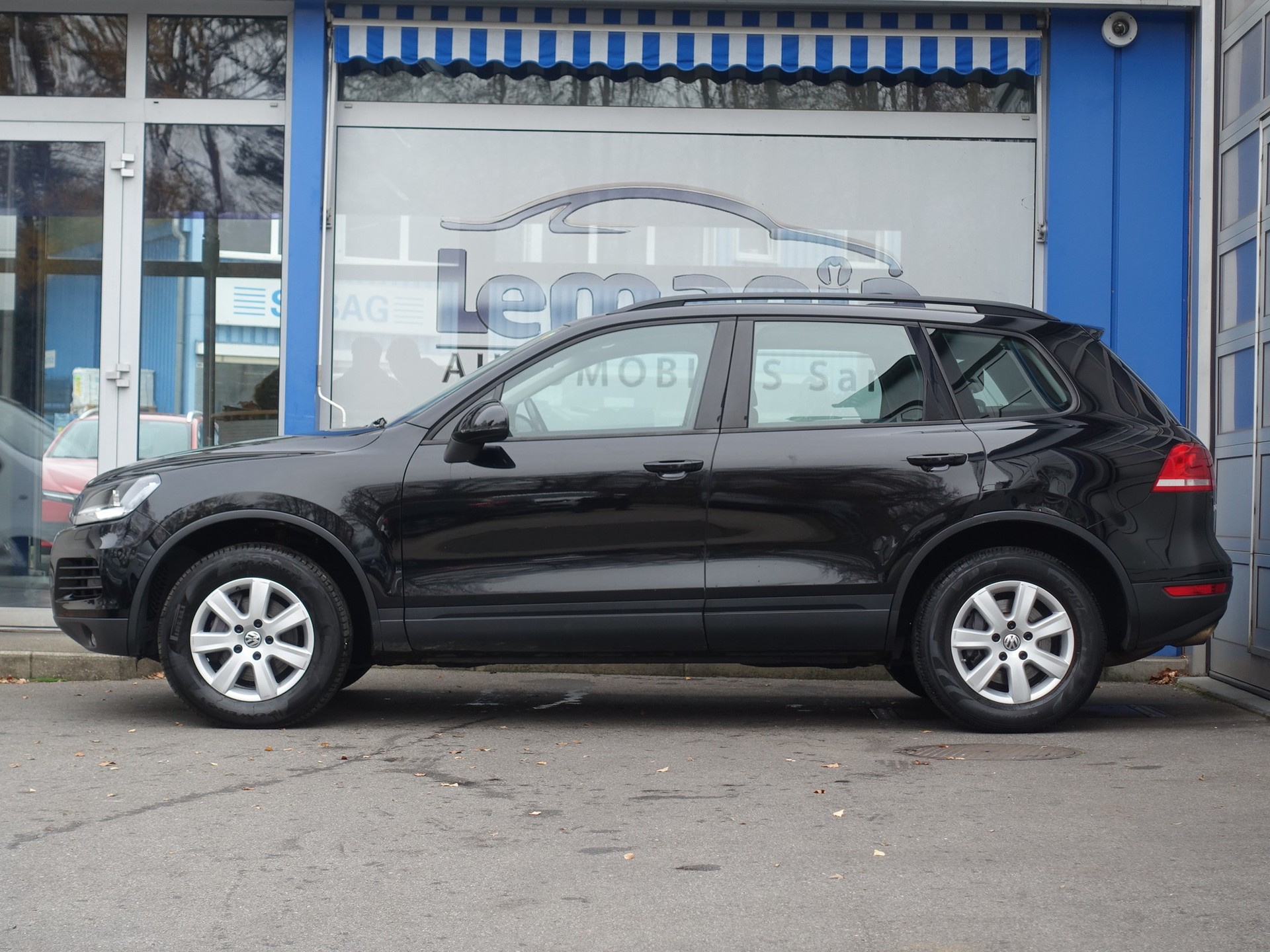 VW Touareg 3.0 TDI BlueMotion Technology Tiptronic-image-6