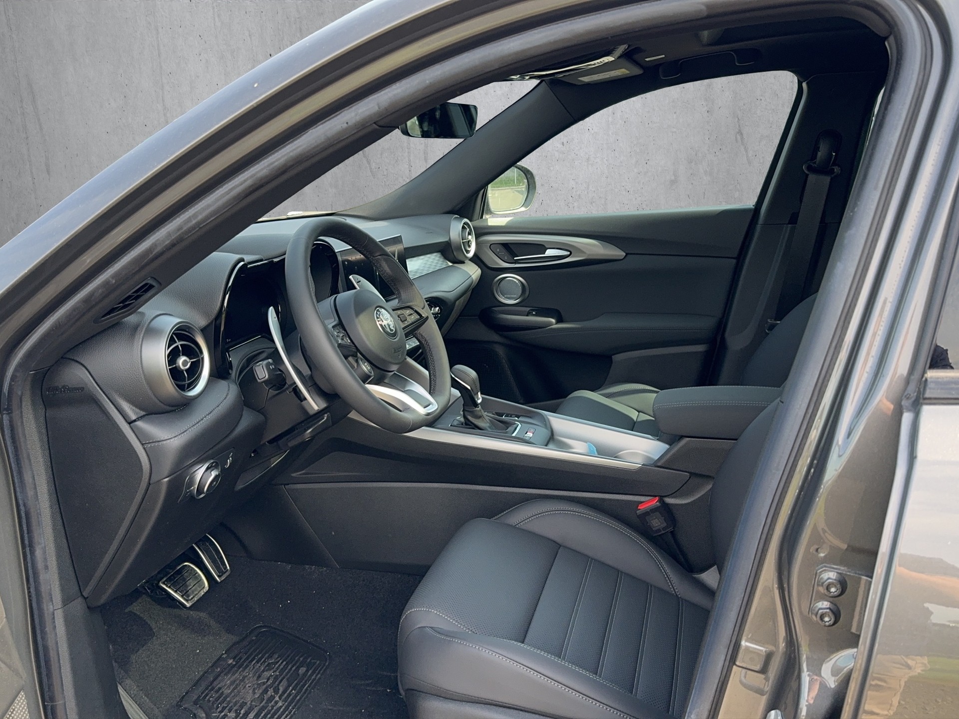 ALFA ROMEO Tonale 1.5 Hybrid 160cv Veloce Premium Sky-image-6